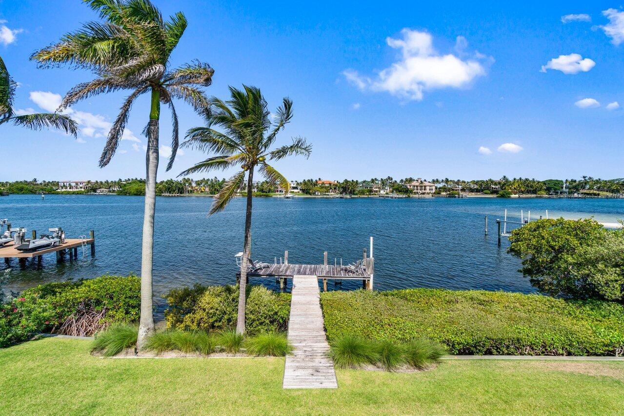 1690 Lands End Rd Manalapan, FL 33462