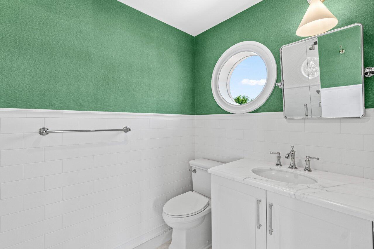 1690 Lands End Rd Manalapan, FL 33462