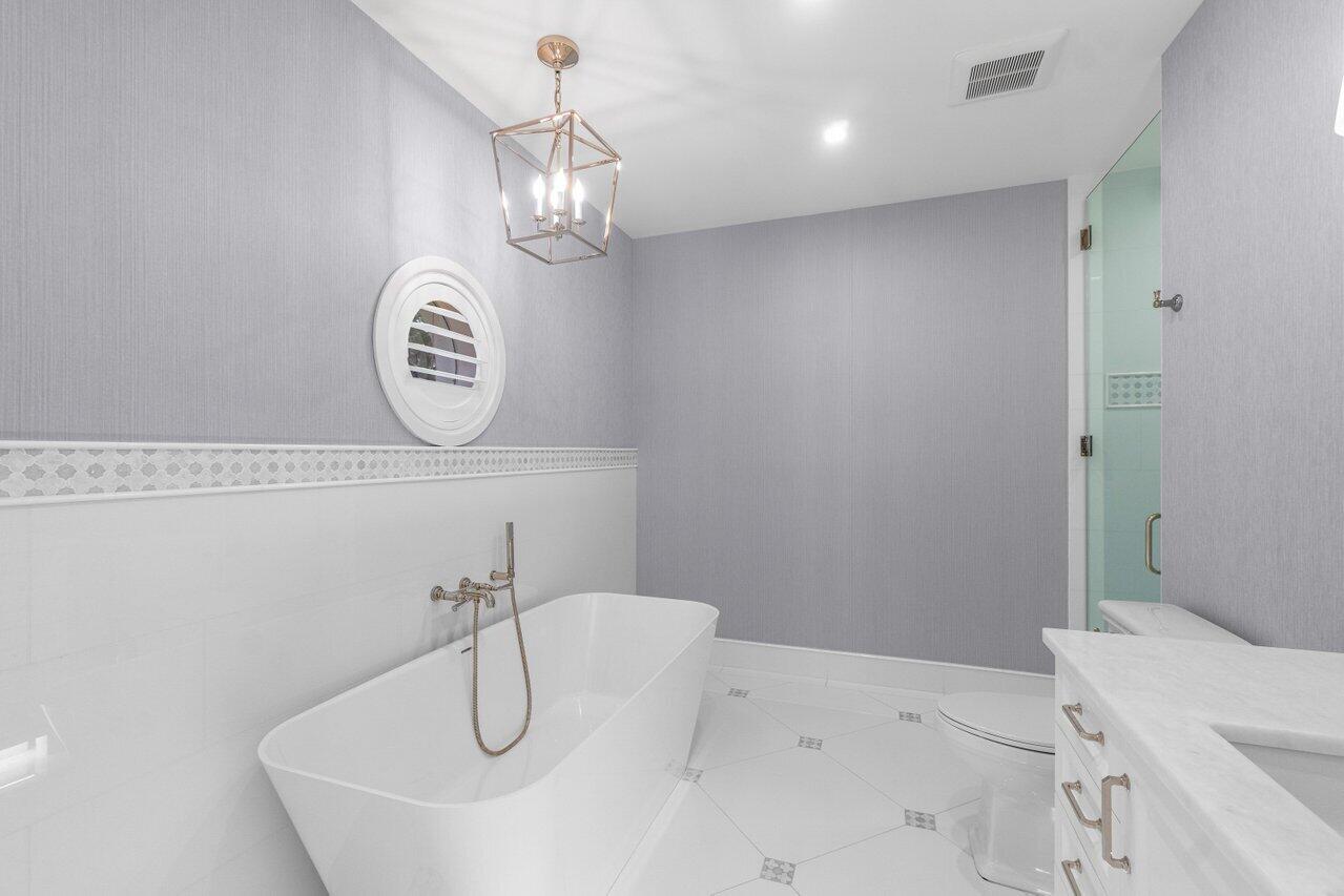 1690 Lands End Rd Manalapan, FL 33462