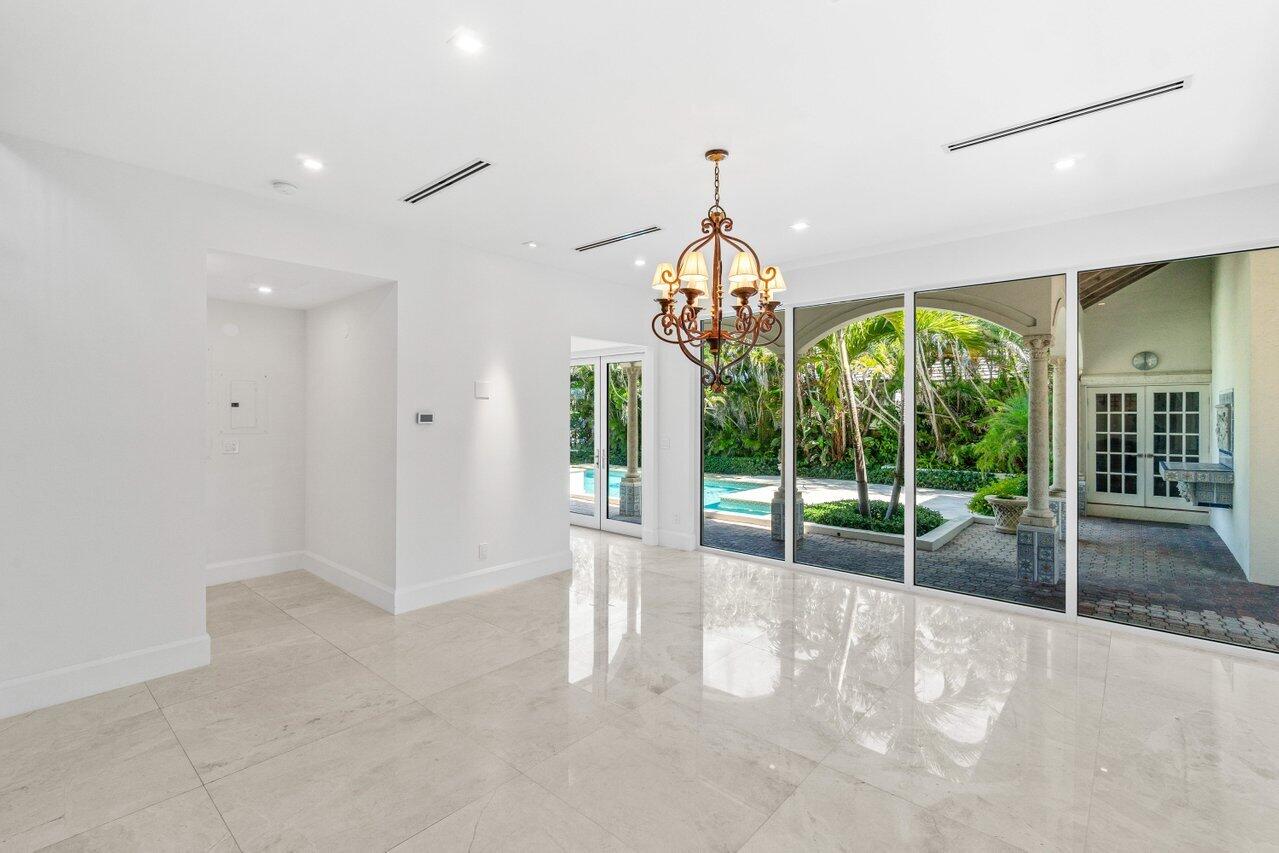 1690 Lands End Rd Manalapan, FL 33462