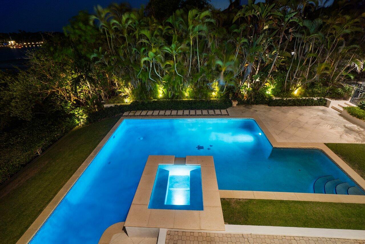 1690 Lands End Rd Manalapan, FL 33462