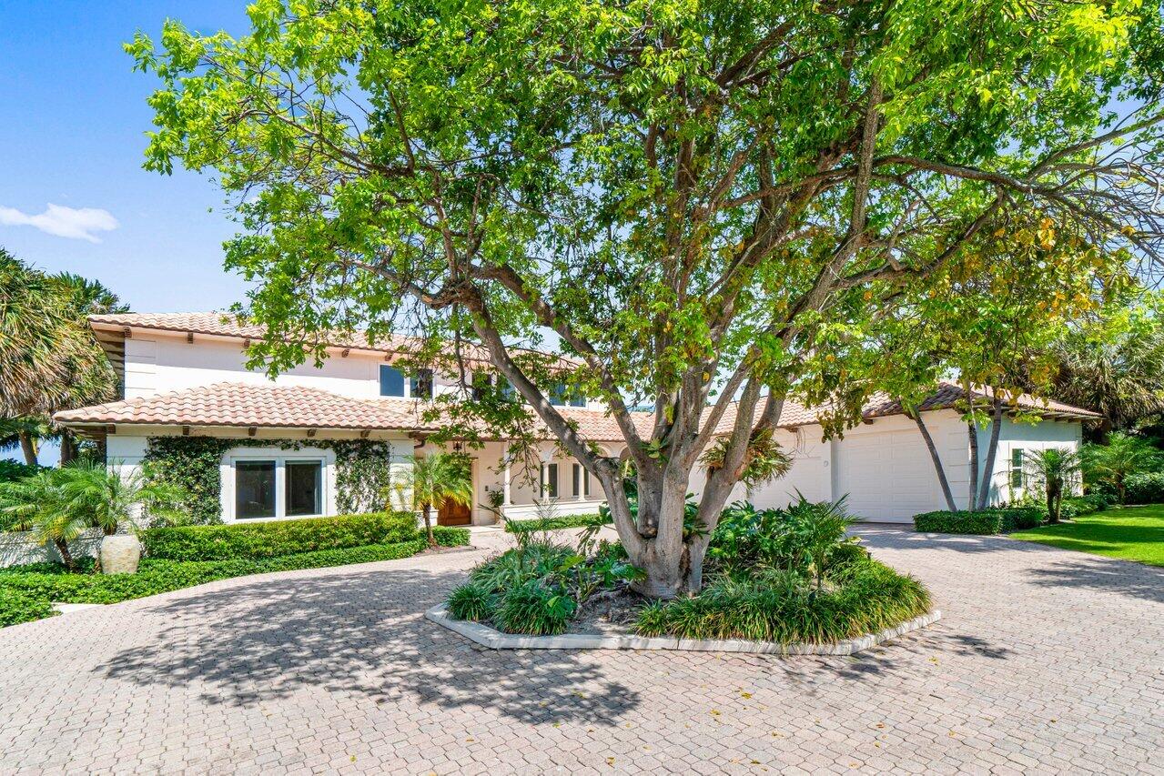 1690 Lands End Rd Manalapan, FL 33462