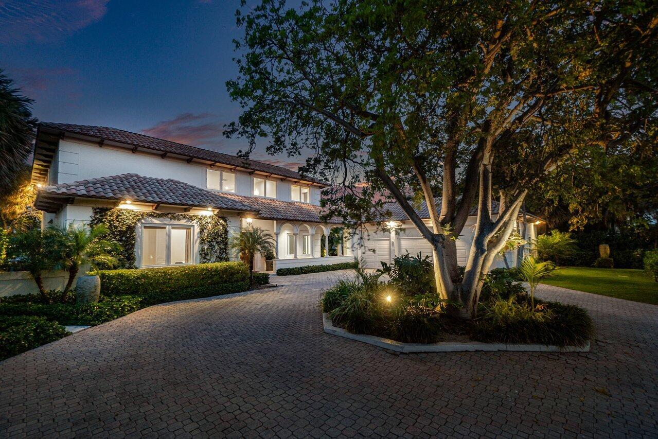 1690 Lands End Rd Manalapan, FL 33462