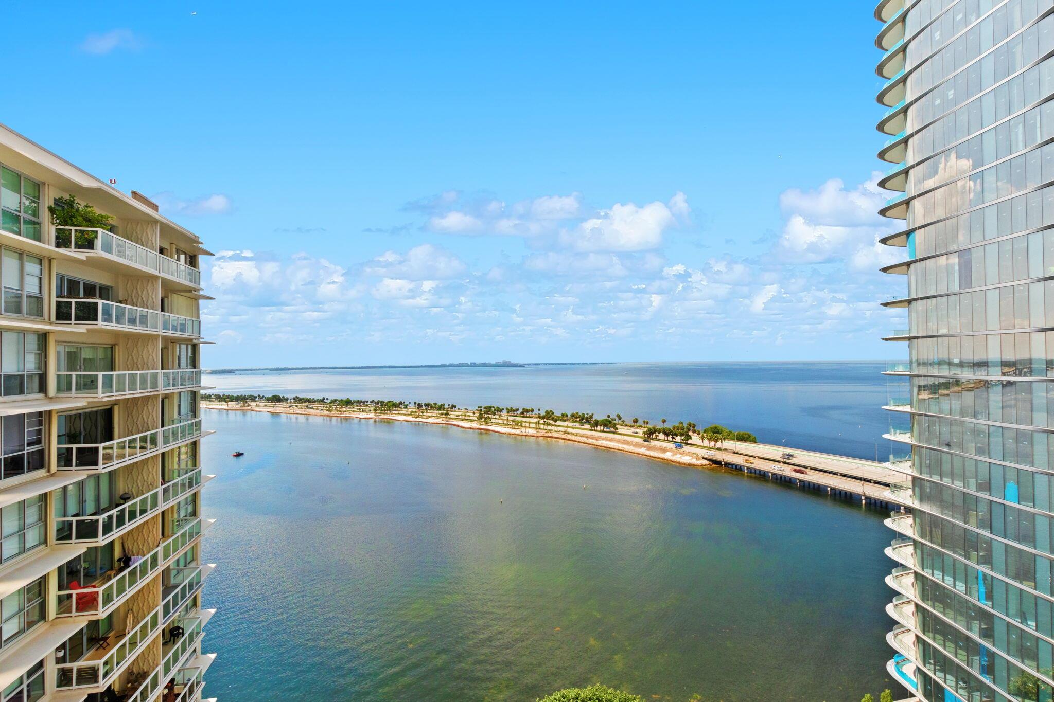 image BRICKELL TOWNHOUSE CONDO17