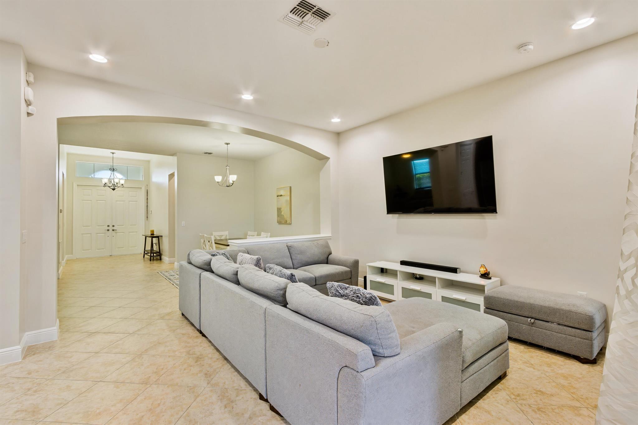 2891 Bellarosa Cir,Royal Palm Beach, FL 33411