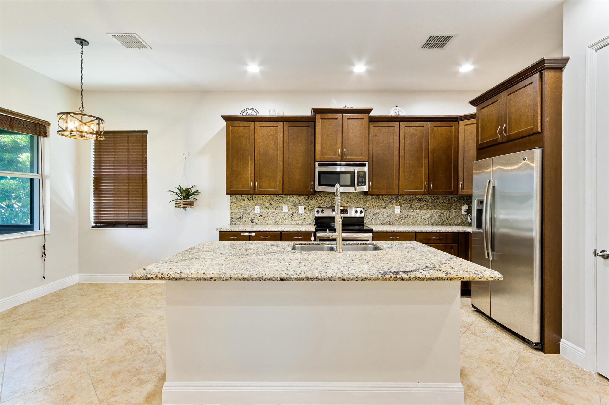 2891 Bellarosa Cir,Royal Palm Beach, FL 33411