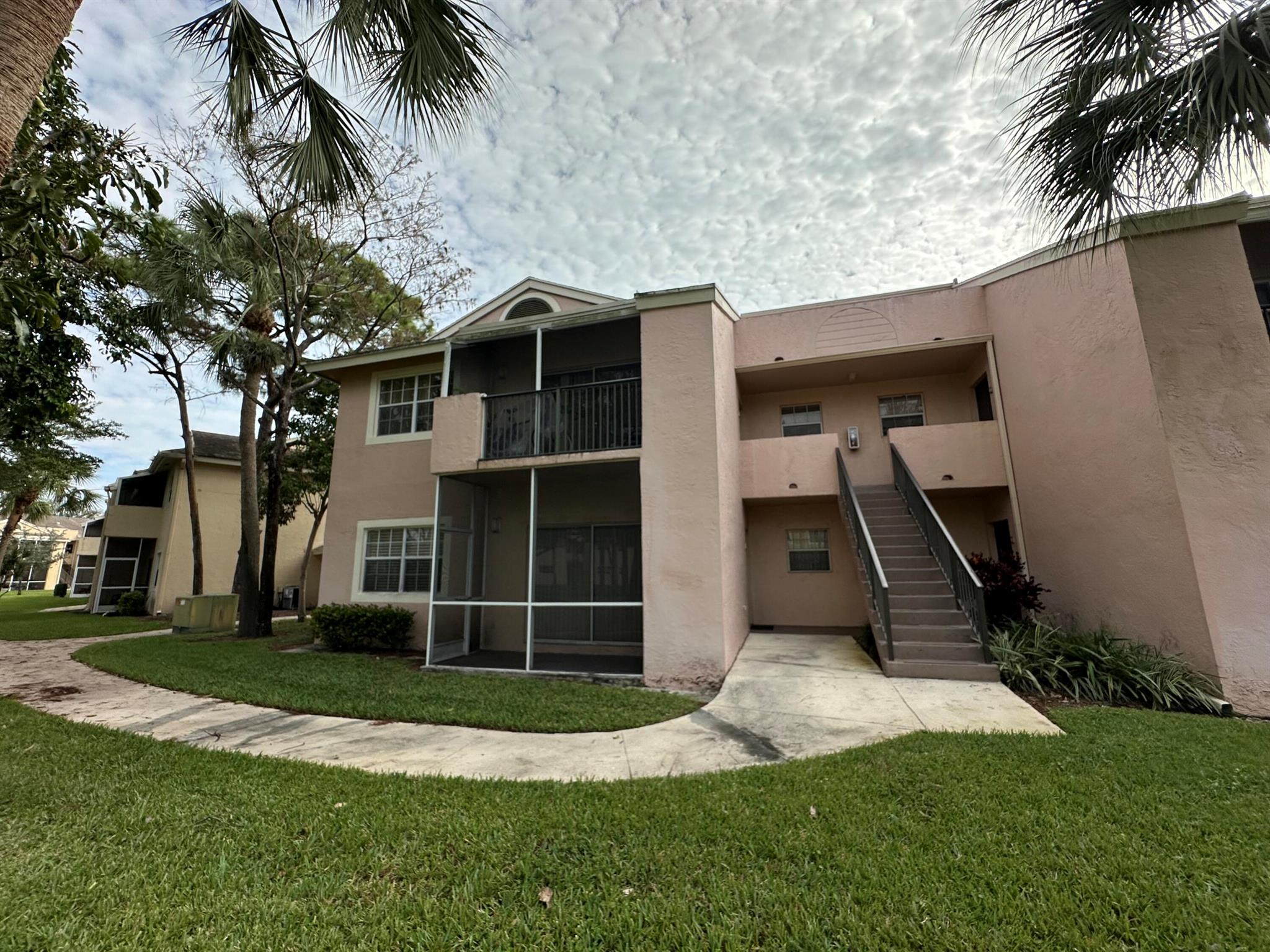 880 Cypress Park Way #K