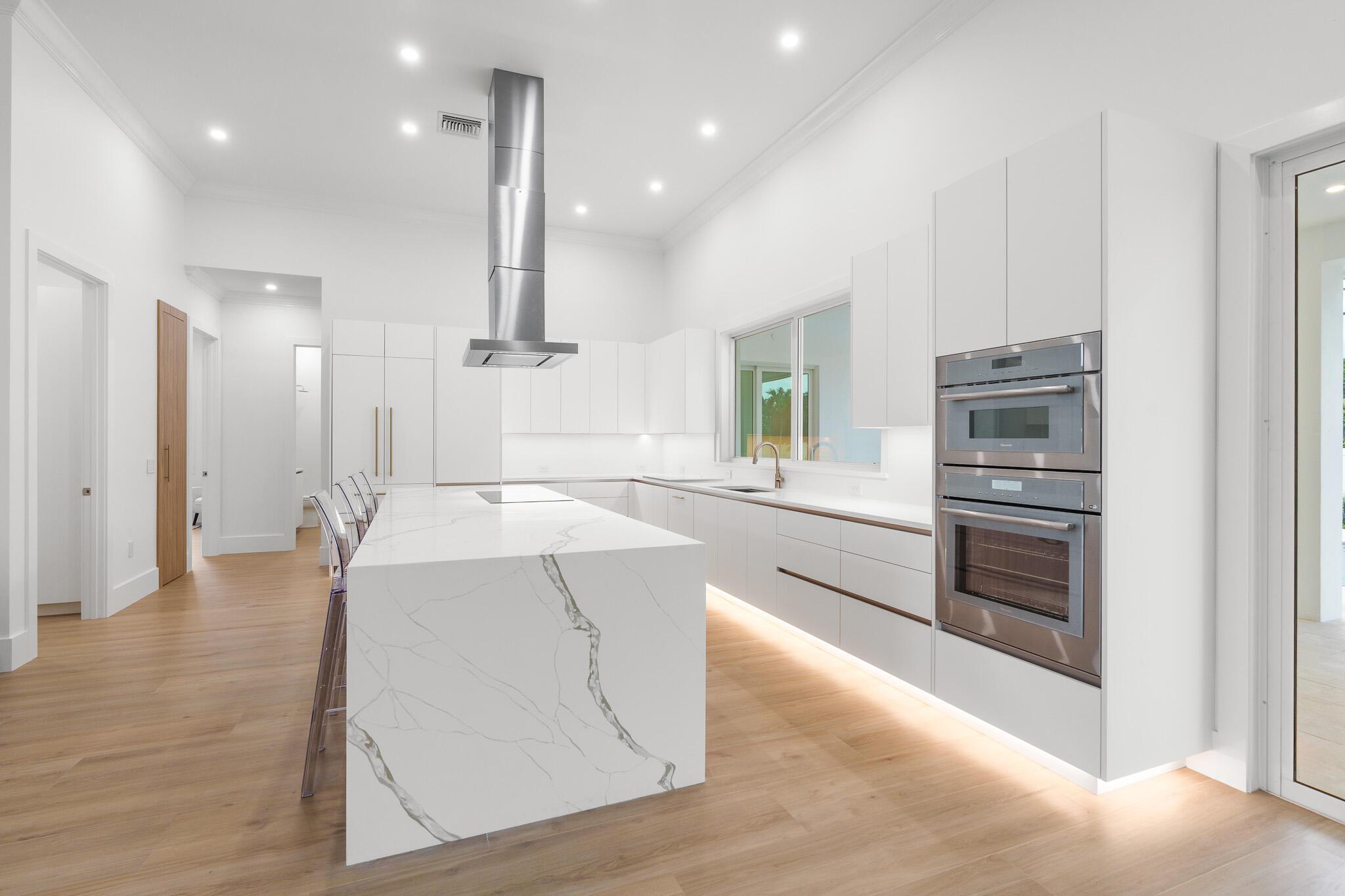 803 Sunset Rd Boynton Beach, FL 33435