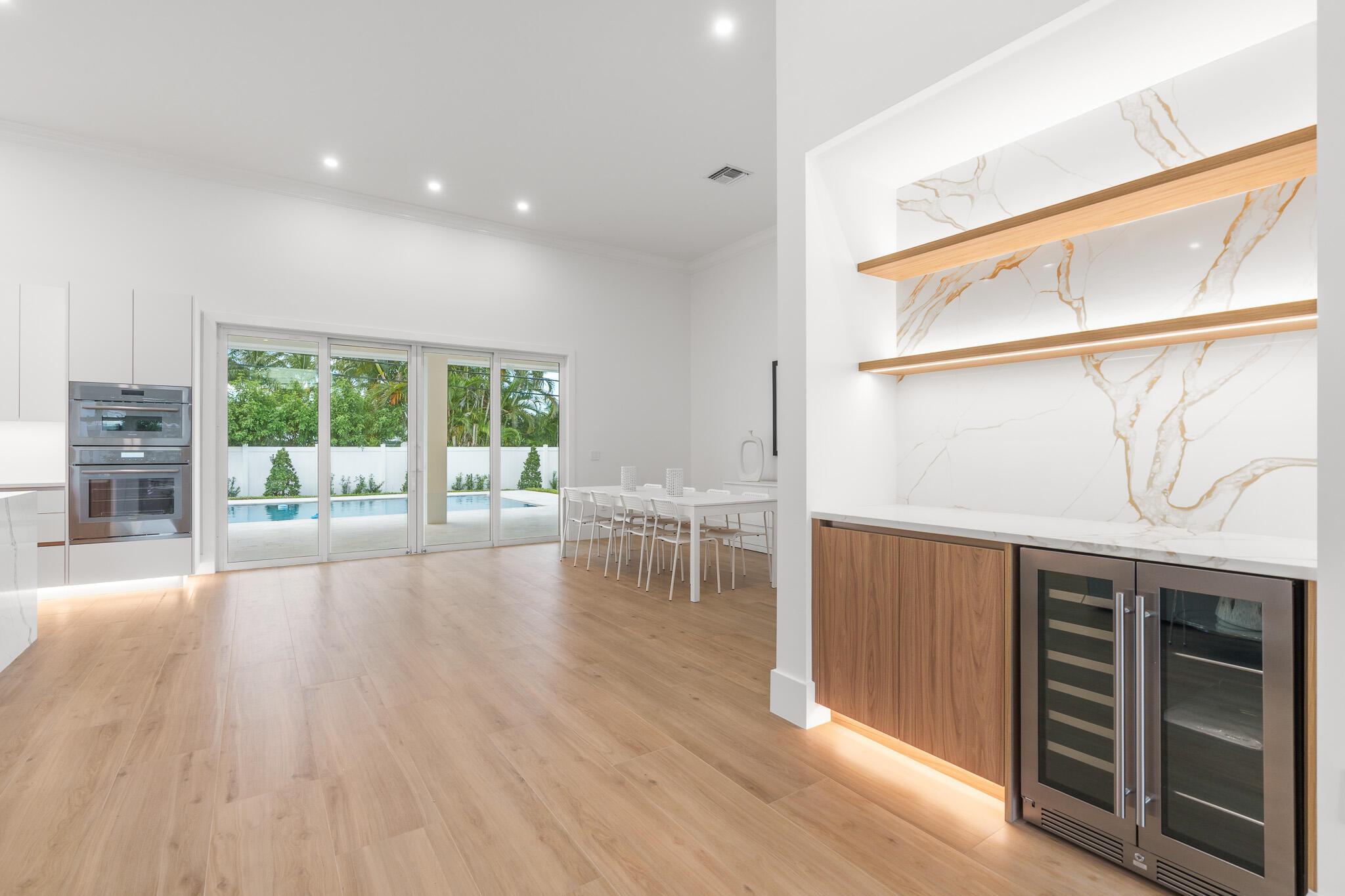 803 Sunset Rd Boynton Beach, FL 33435