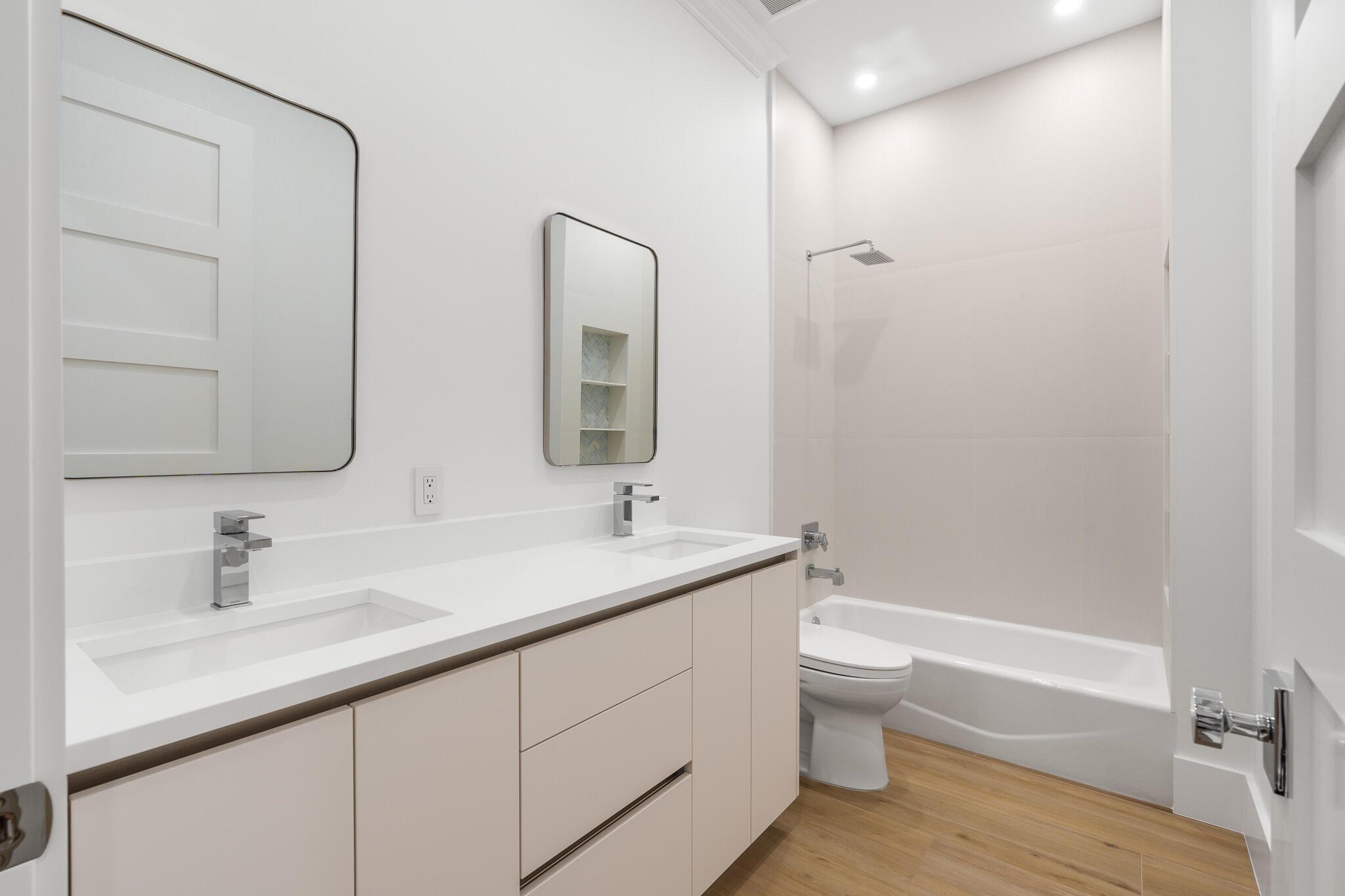 803 Sunset Rd Boynton Beach, FL 33435