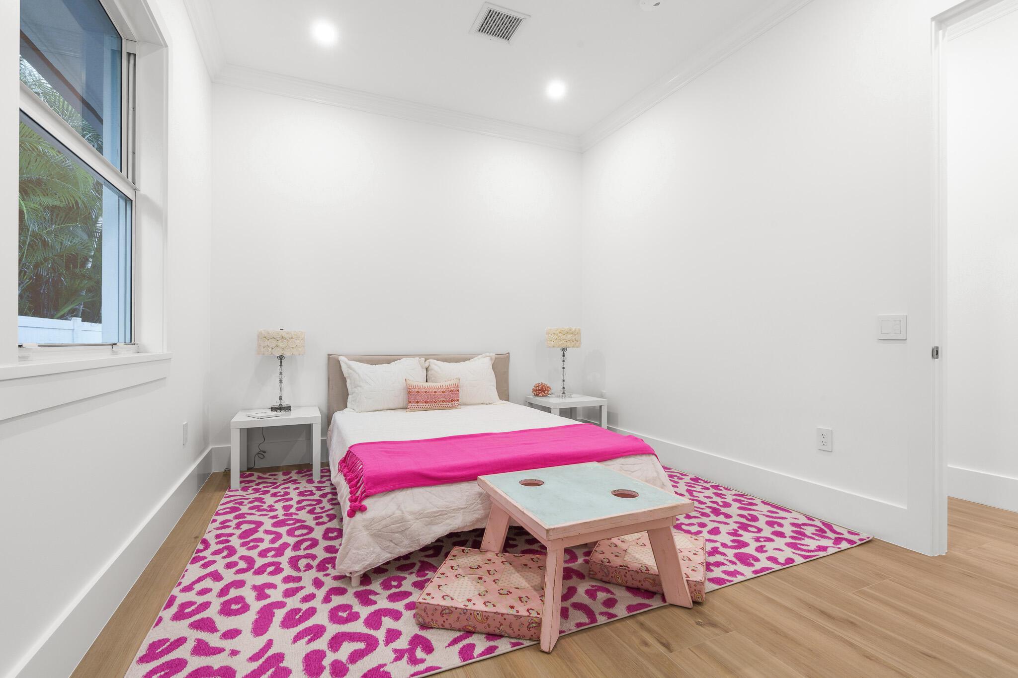 803 Sunset Rd Boynton Beach, FL 33435