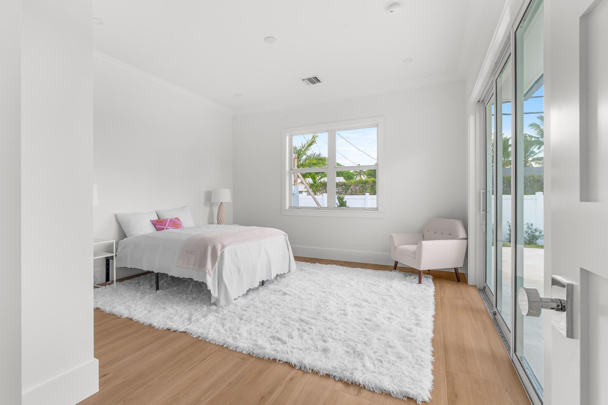 803 Sunset Rd Boynton Beach, FL 33435