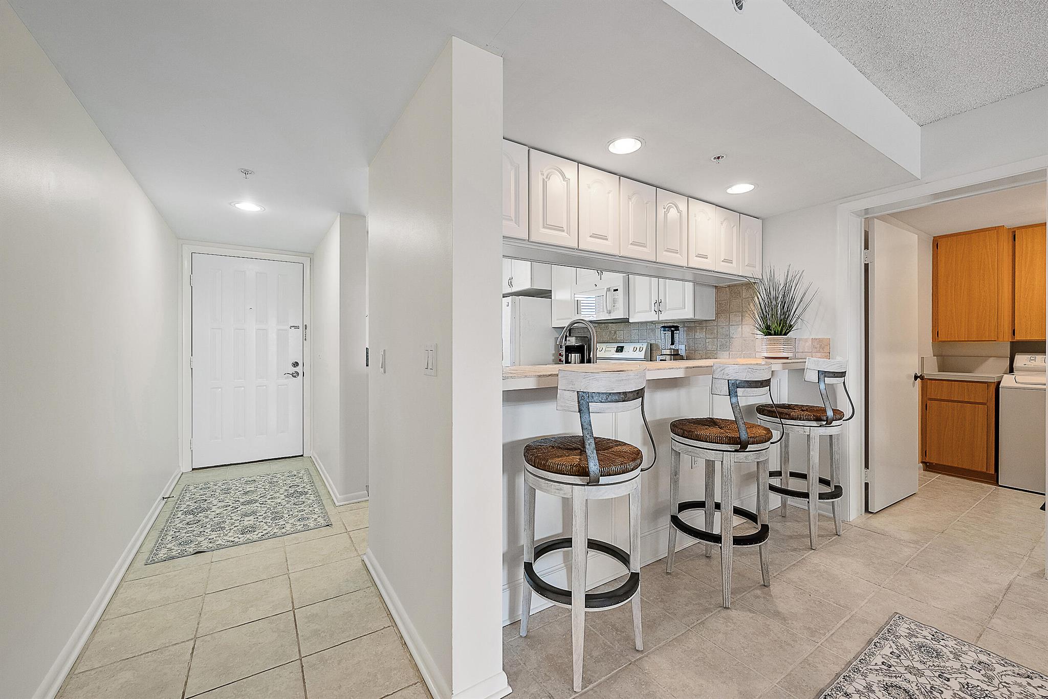 1601 Marina Isle Way #402 Jupiter, FL 33477