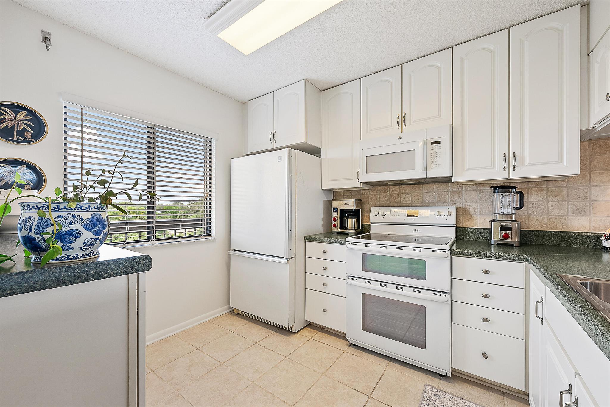 1601 Marina Isle Way #402 Jupiter, FL 33477