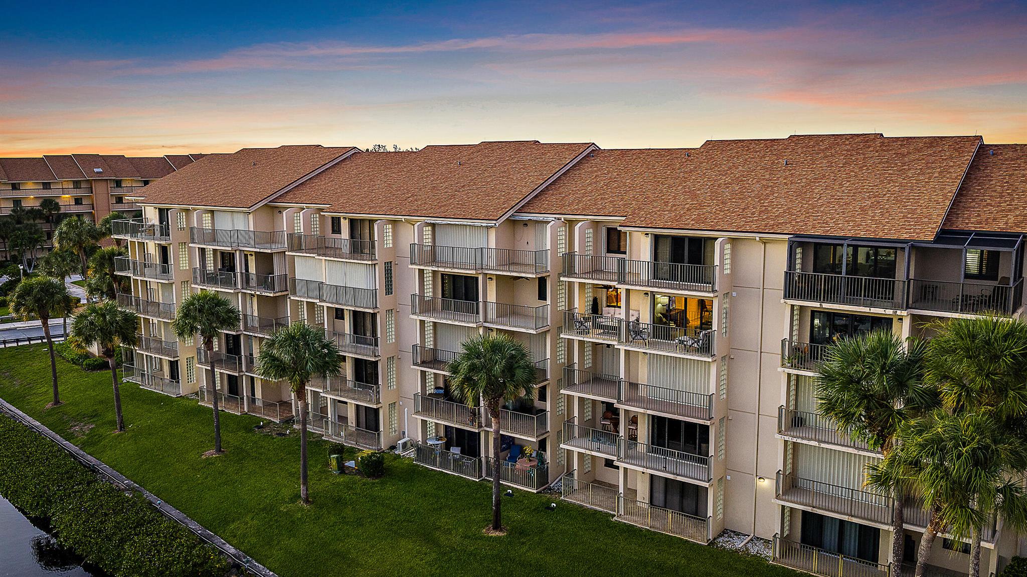 1601 Marina Isle Way #402 Jupiter, FL 33477