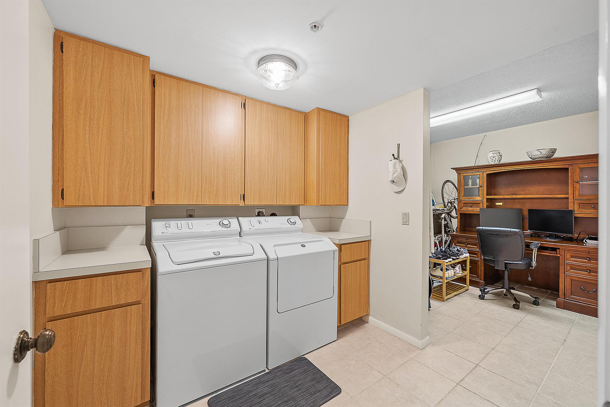 1601 Marina Isle Way #402 Jupiter, FL 33477