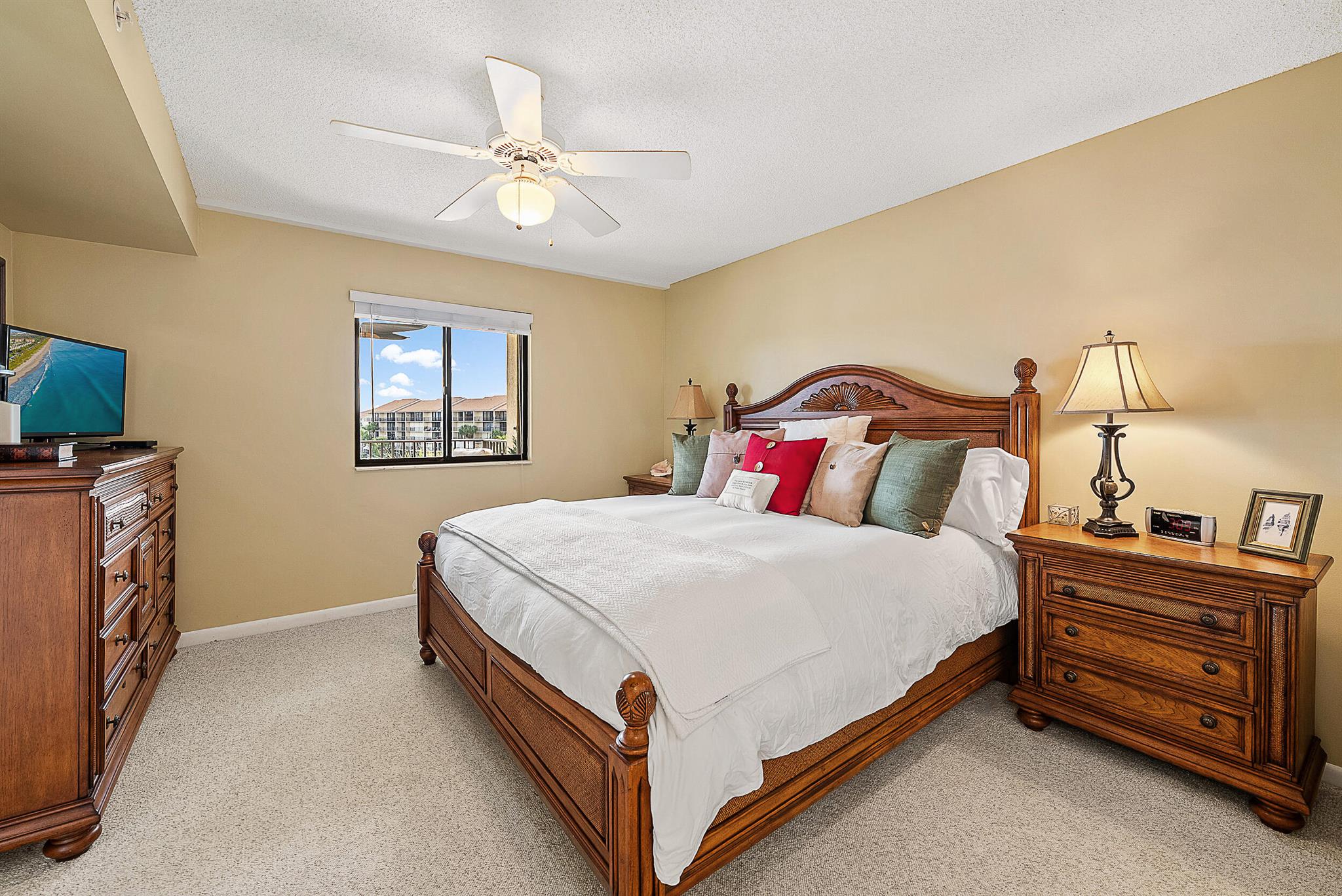 1601 Marina Isle Way #402 Jupiter, FL 33477