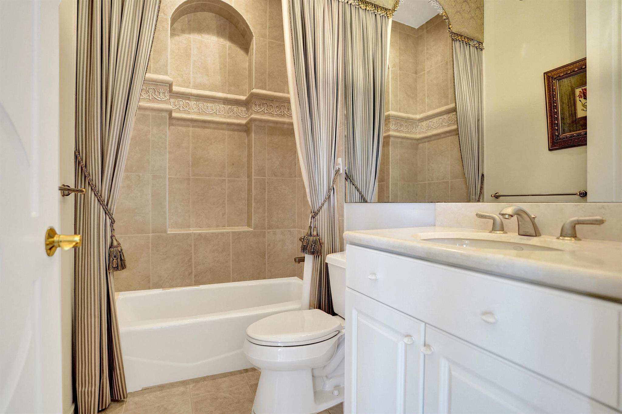 612 Admirals Way Delray Beach, FL 33483