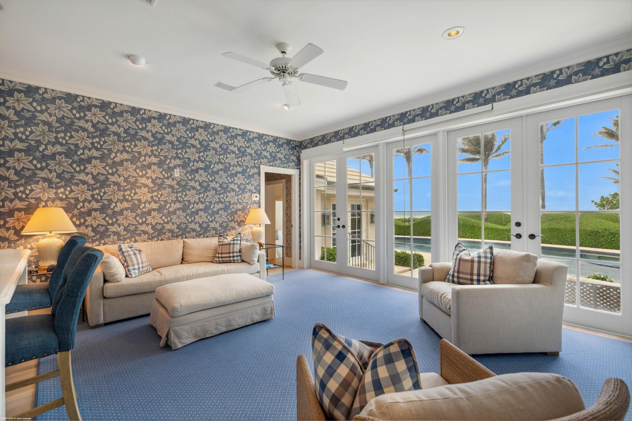 245 S Beach Rd Jupiter Island, FL 33455