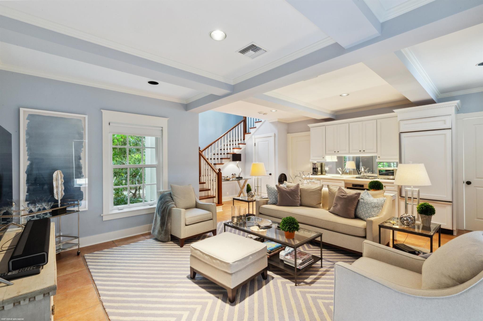 245 S Beach Rd Jupiter Island, FL 33455