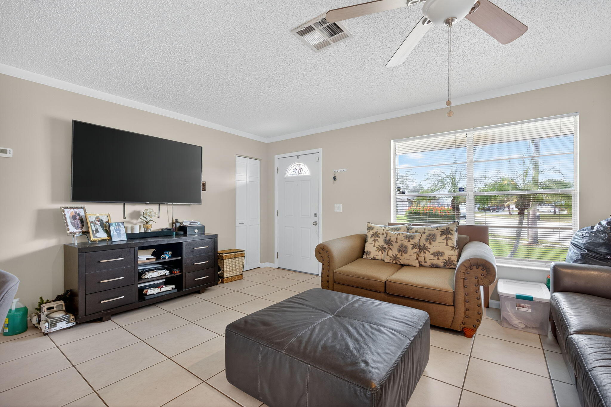 102 Cedar Jupiter, FL 33458