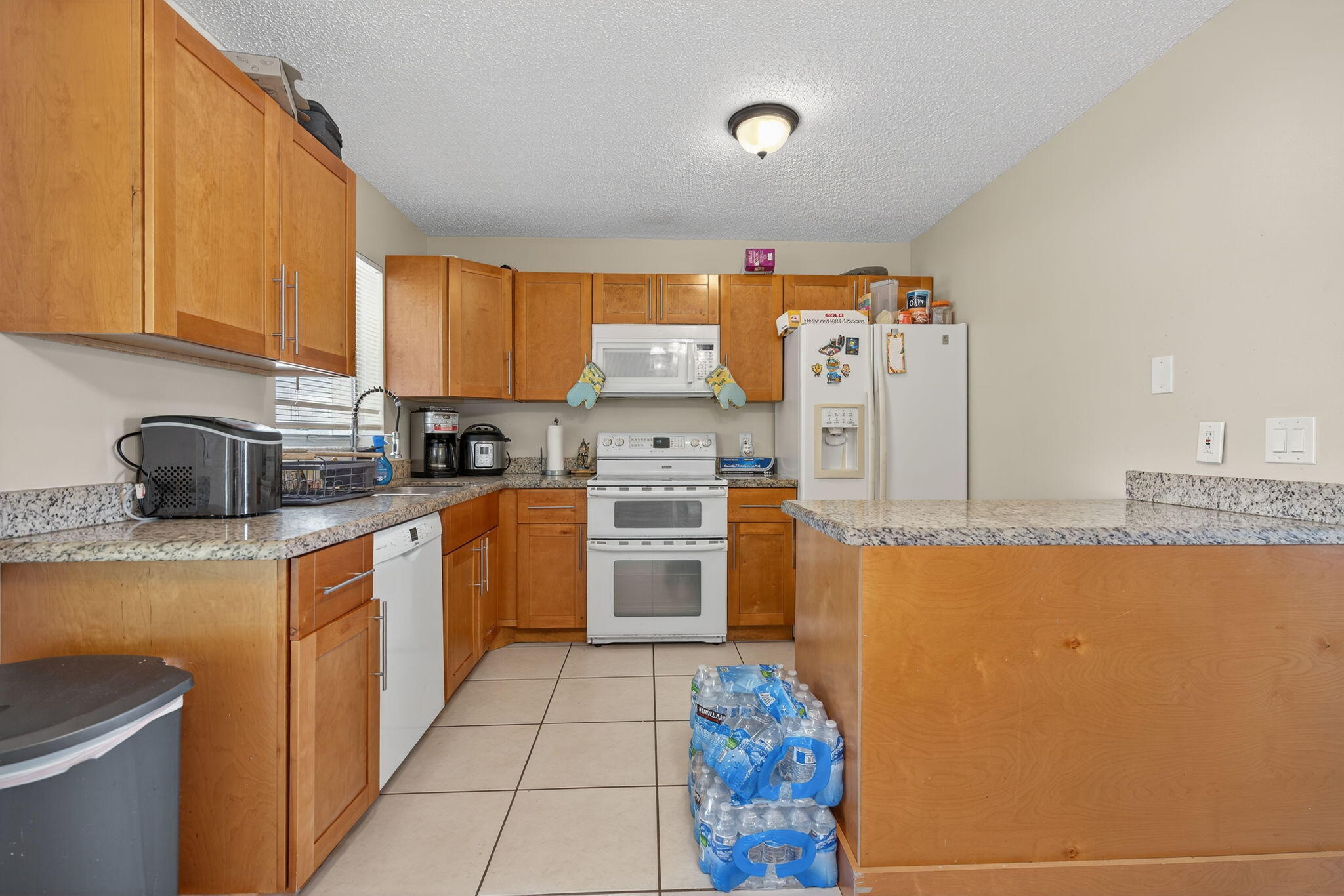 102 Cedar Jupiter, FL 33458