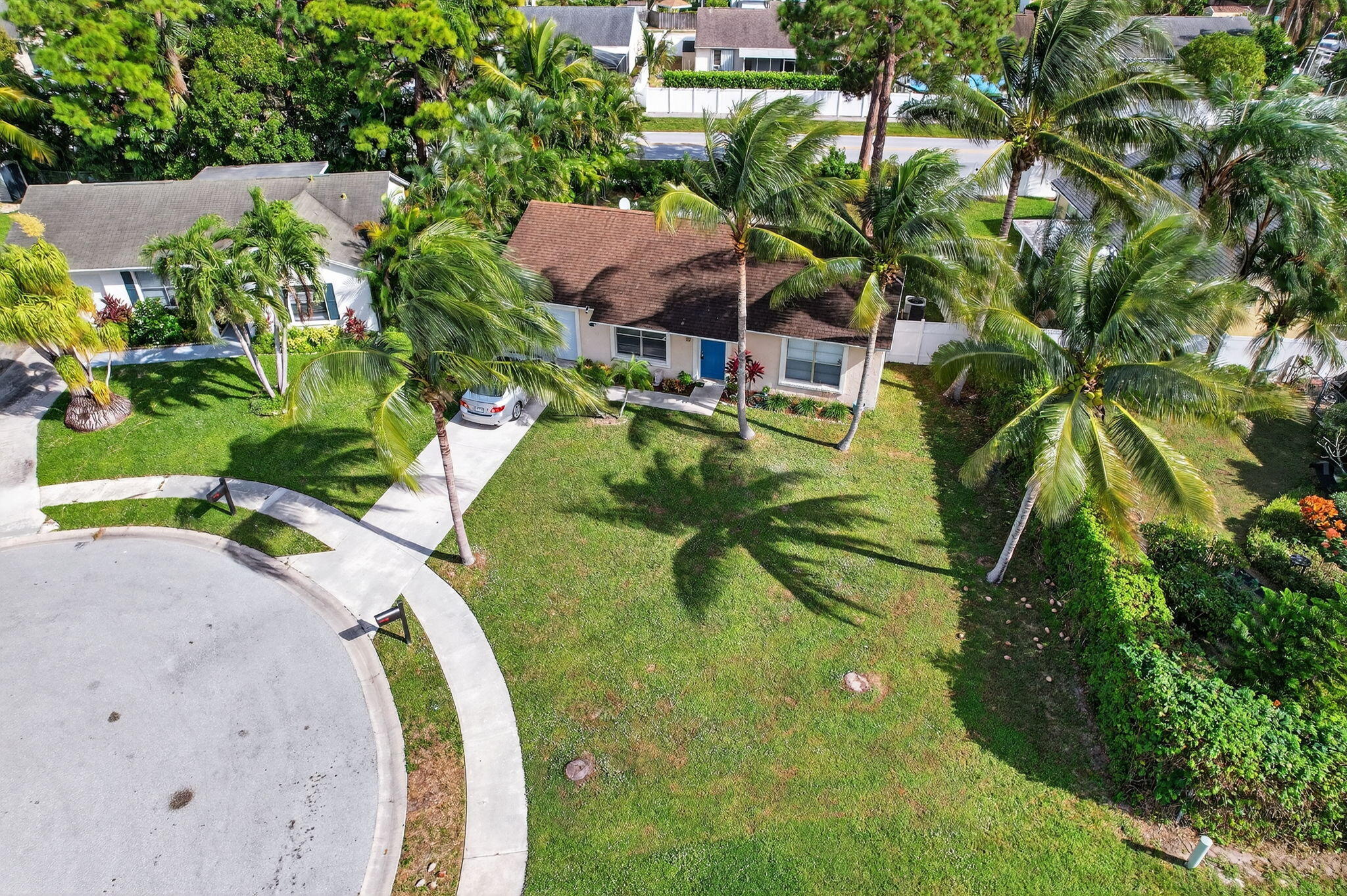 102 Cedar Jupiter, FL 33458