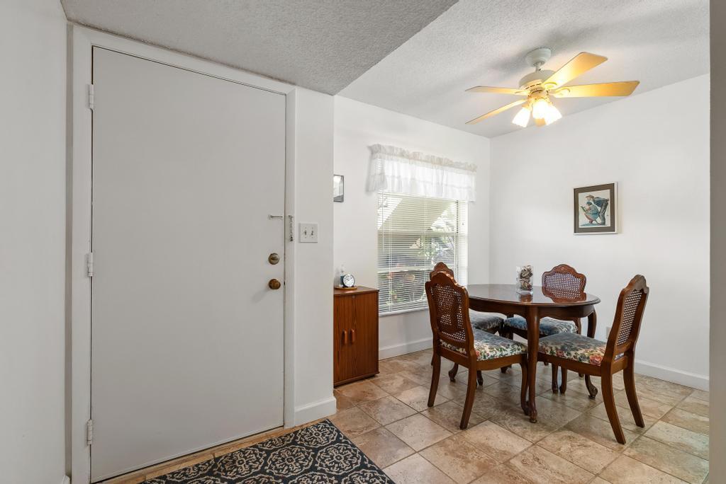 5770 Princess Palm Ct #B Delray Beach, FL 33484