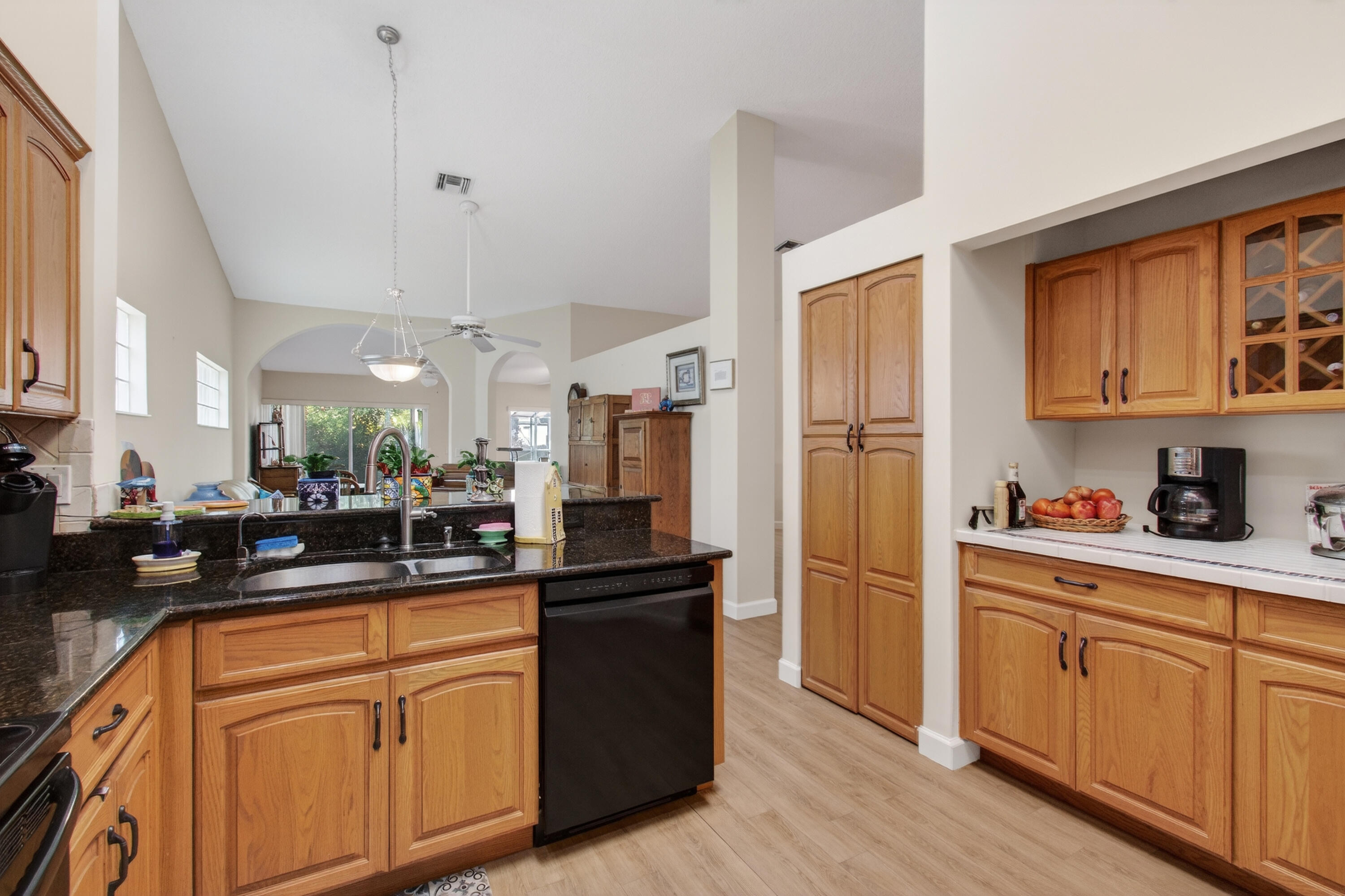 7851 Sailing Shores Ter Boynton Beach, FL 33437