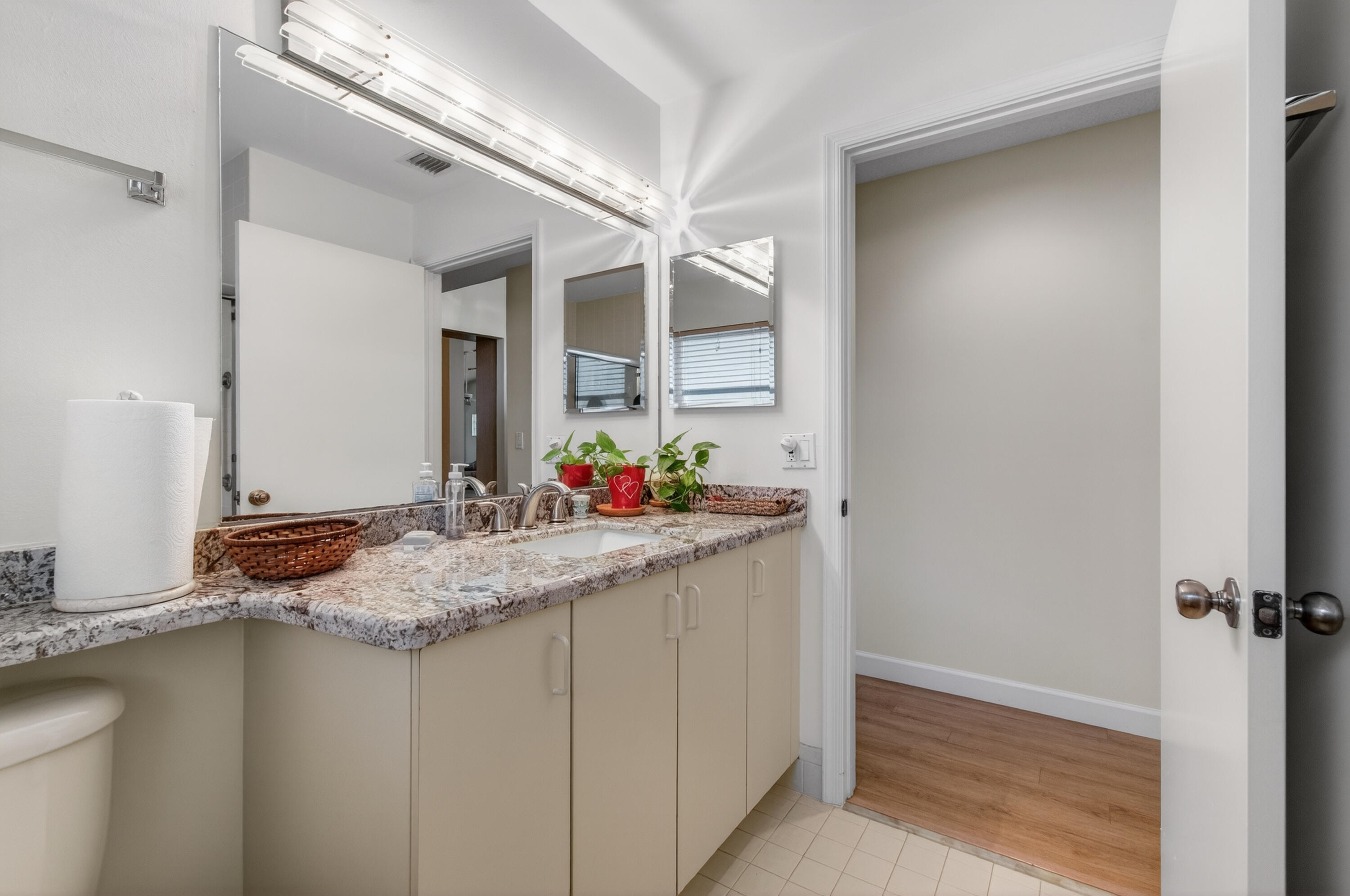 7851 Sailing Shores Ter Boynton Beach, FL 33437