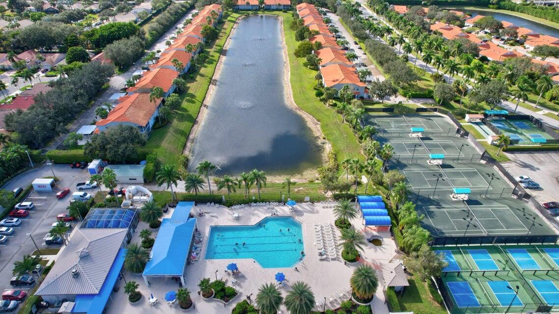 7851 Sailing Shores Ter Boynton Beach, FL 33437