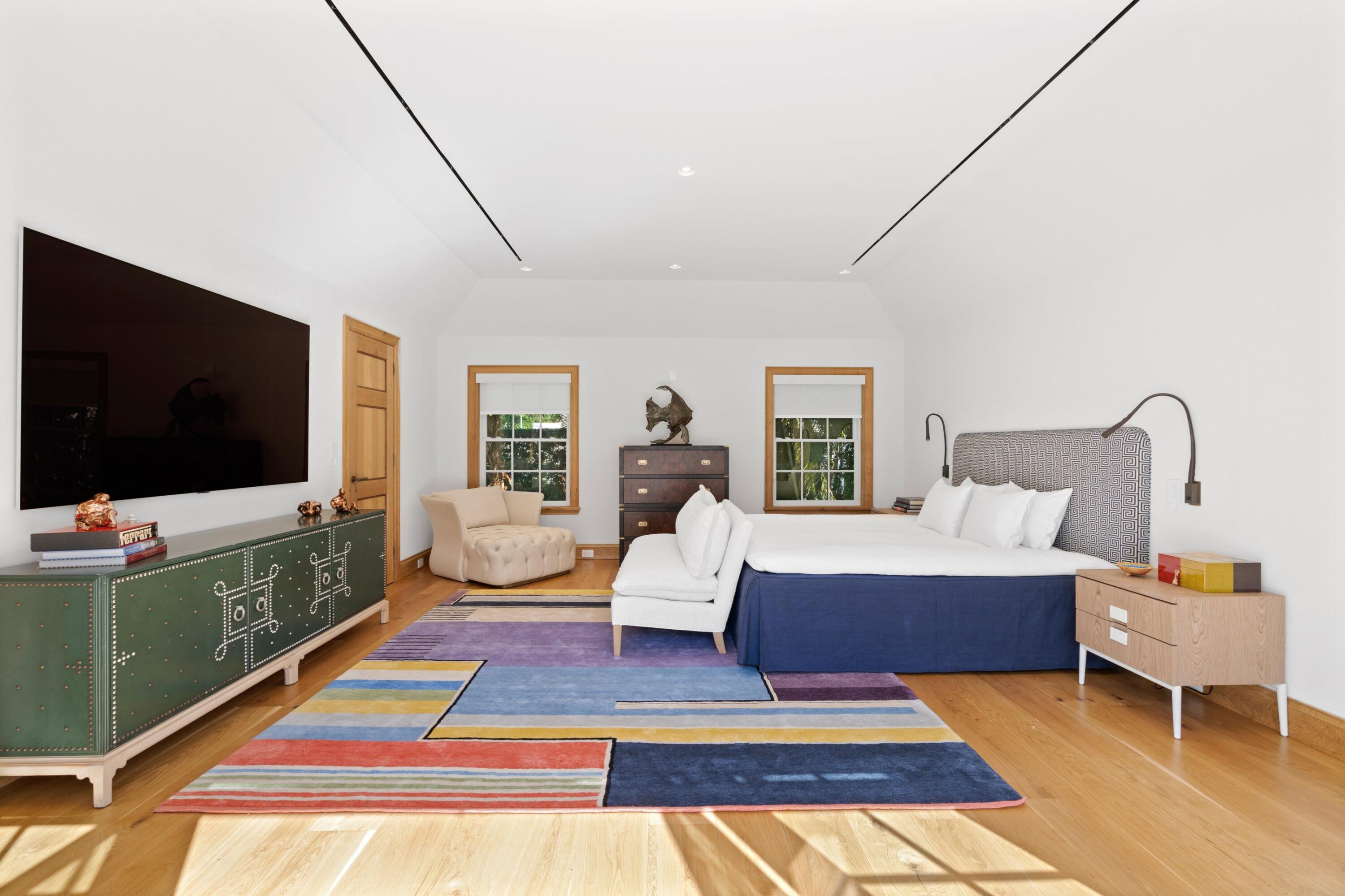 239 Emerald Palm Beach, FL 33480