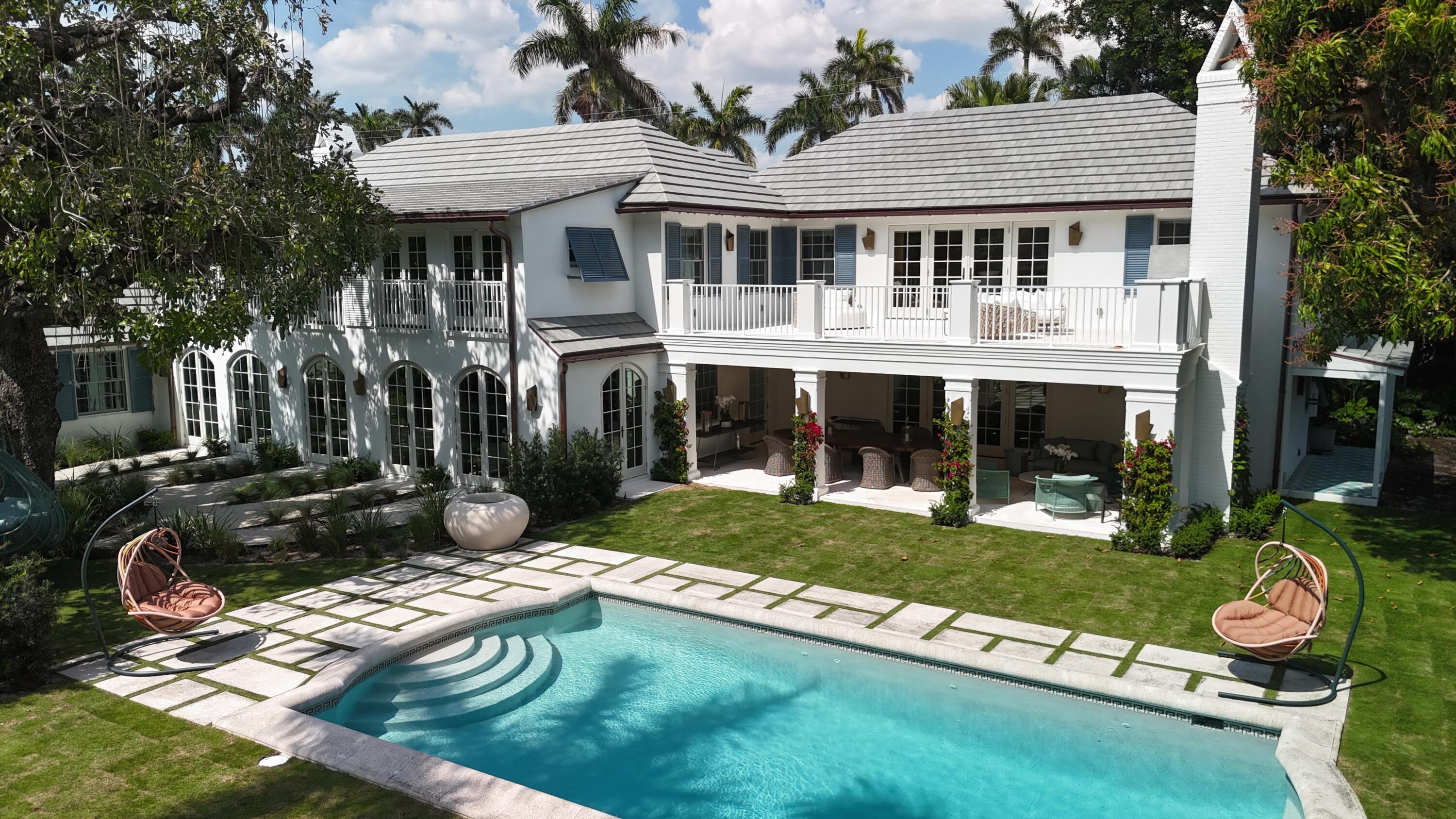 239 Emerald Palm Beach, FL 33480