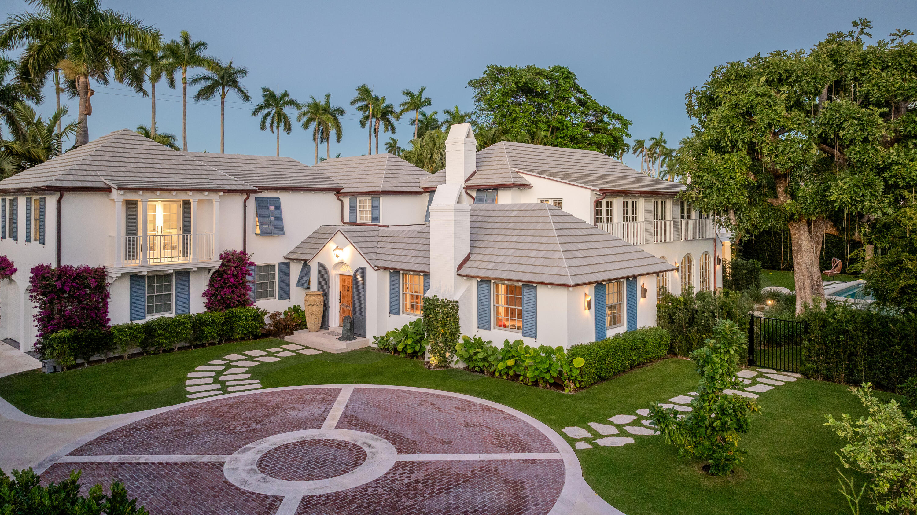 239 Emerald Palm Beach, FL 33480