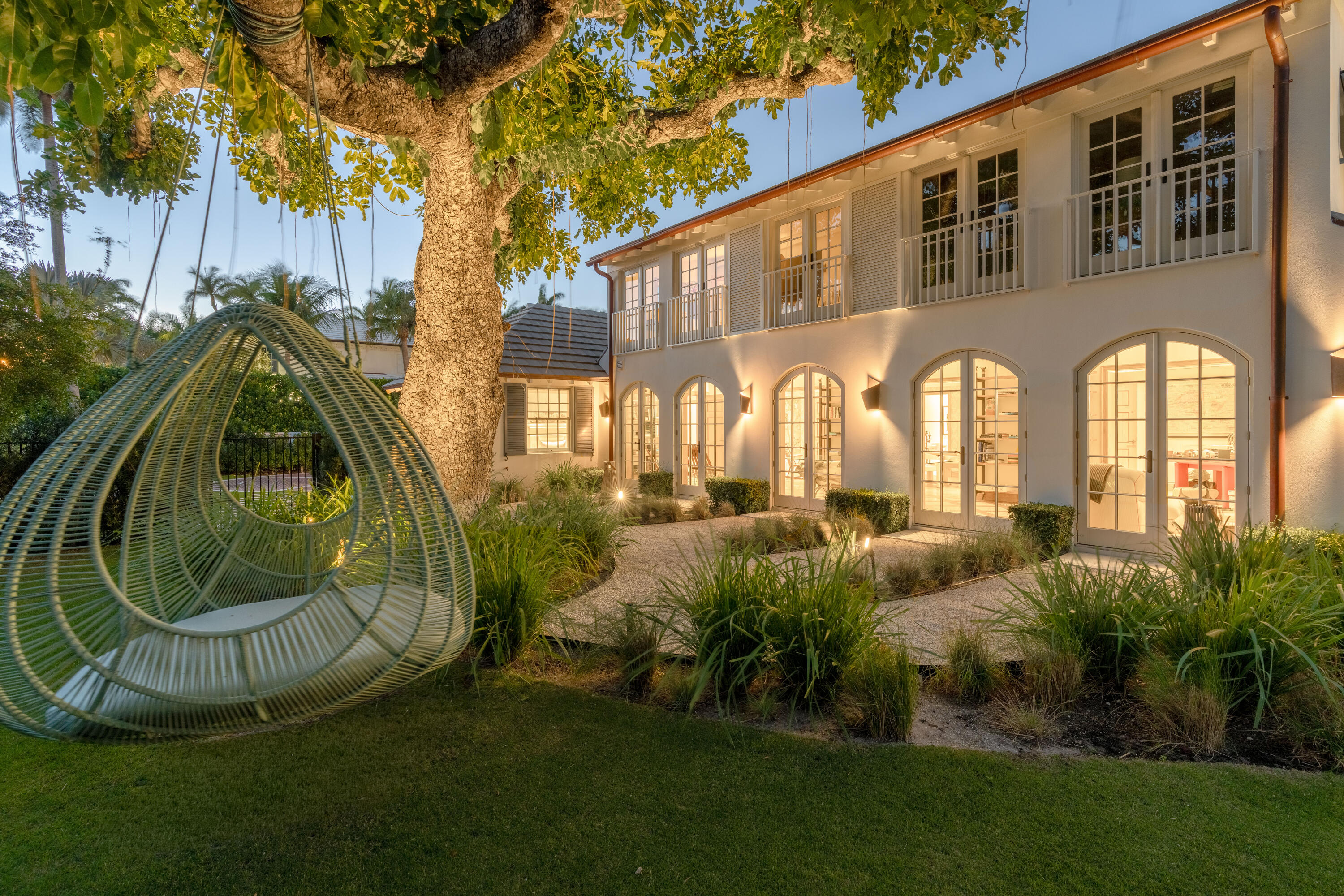 239 Emerald Palm Beach, FL 33480