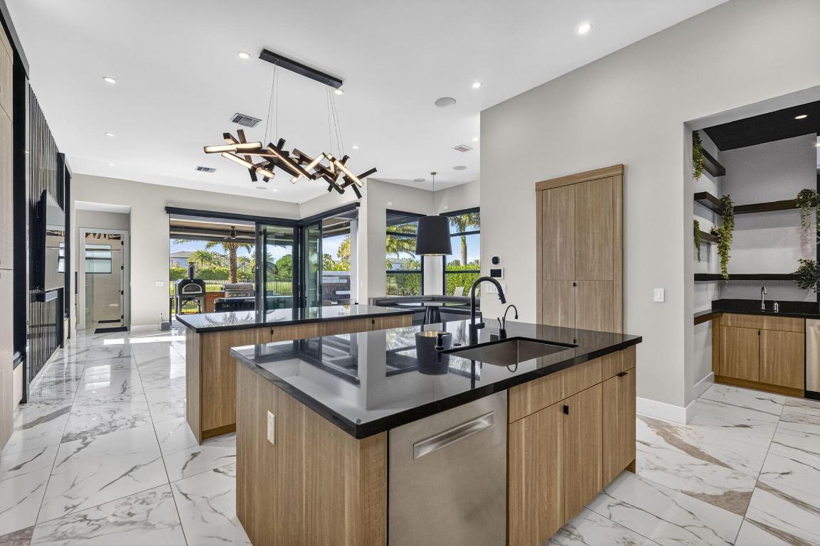 9739 Chianti Classico Boca Raton, FL 33496