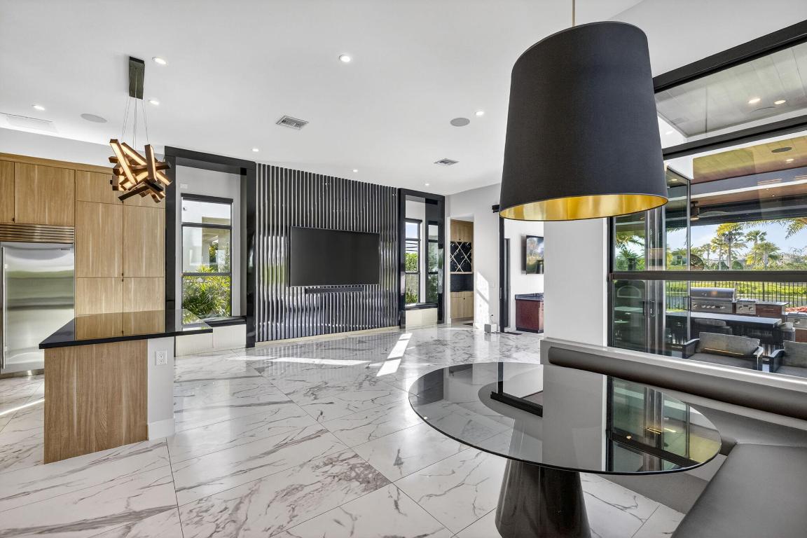 9739 Chianti Classico Boca Raton, FL 33496