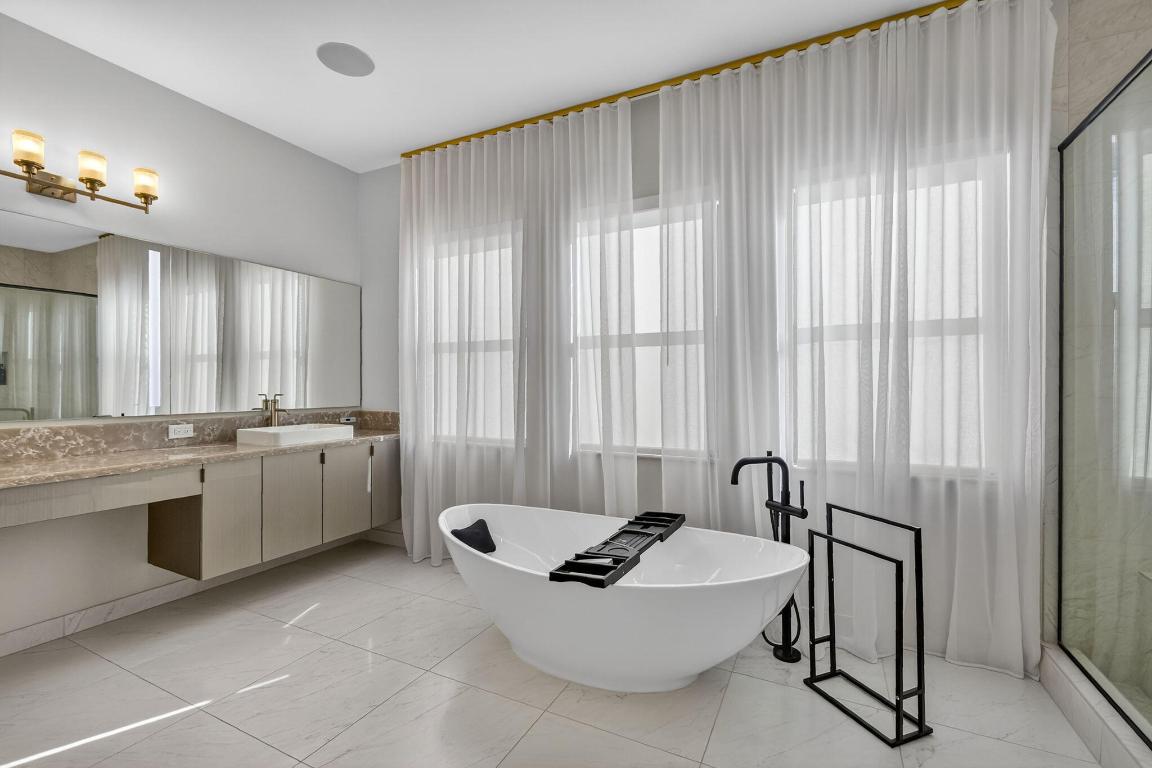 9739 Chianti Classico Boca Raton, FL 33496