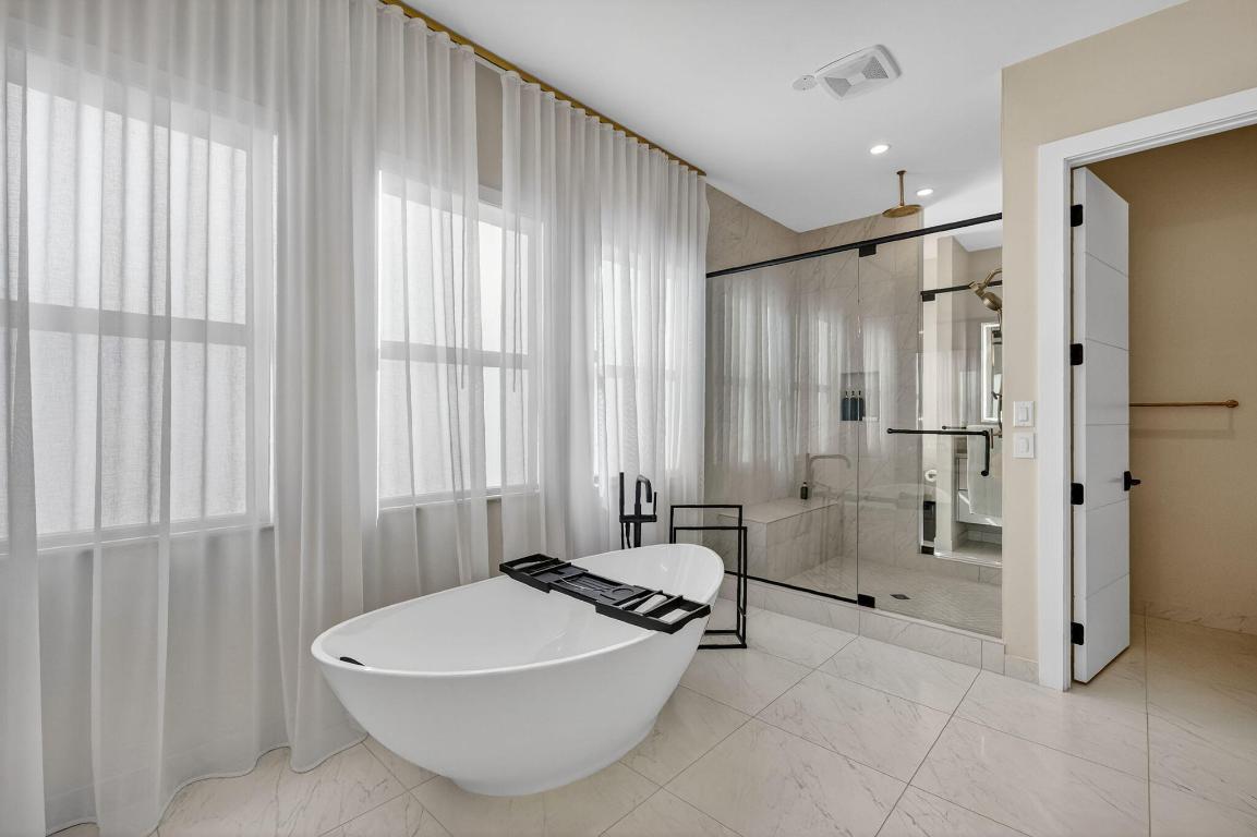 9739 Chianti Classico Boca Raton, FL 33496