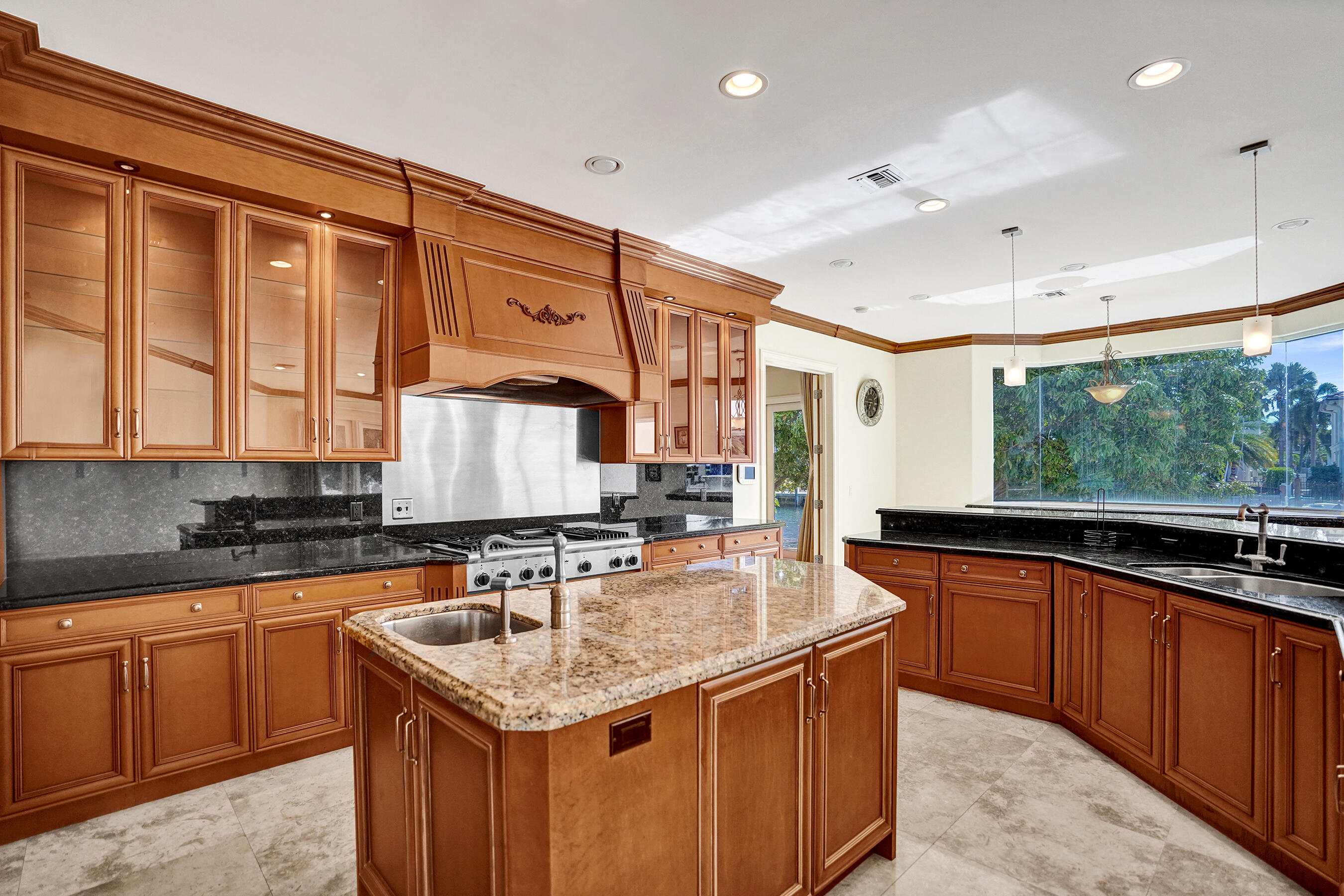 2330 NE 31st Lighthouse Point, FL 33064