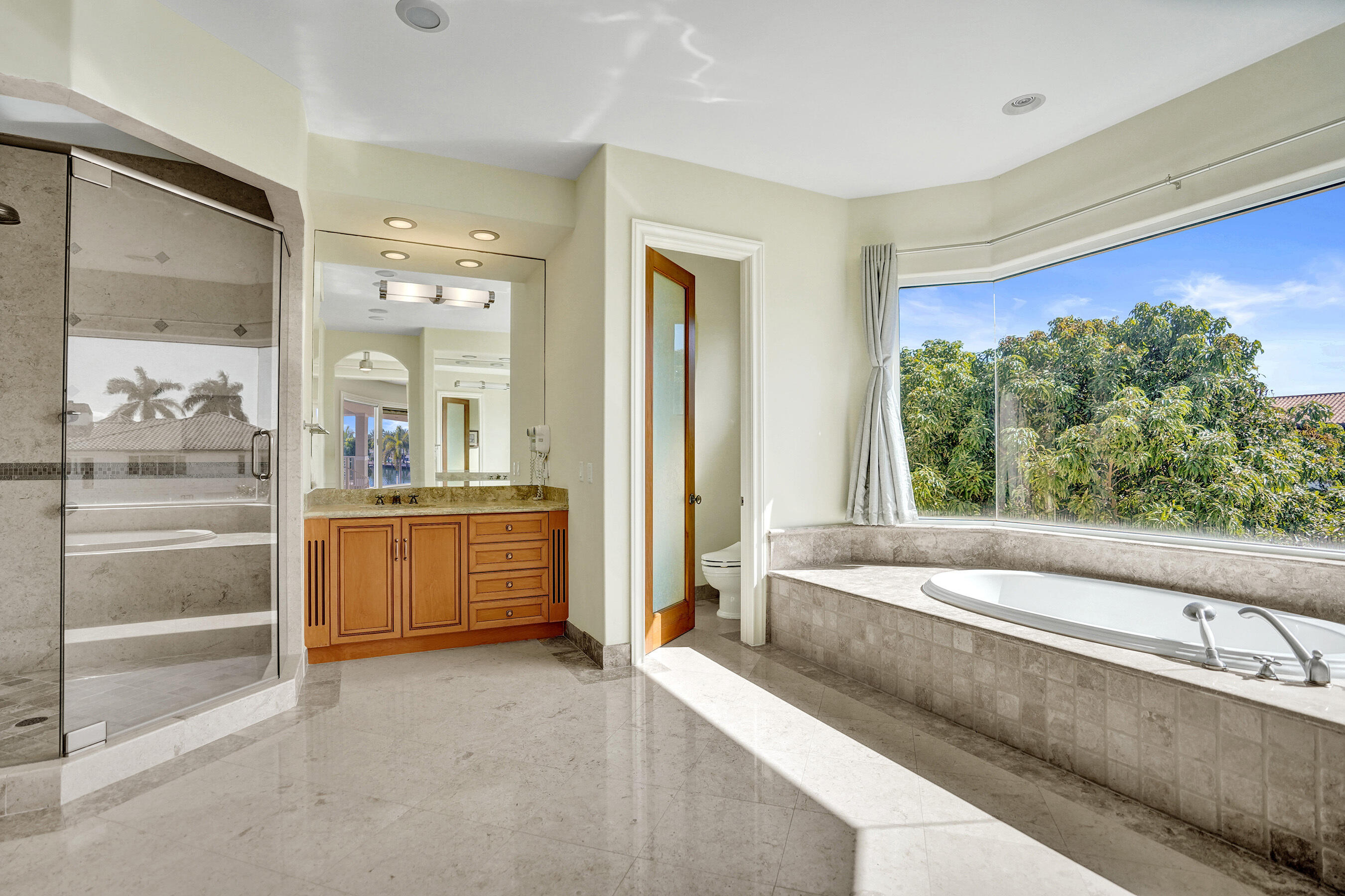 2330 NE 31st Lighthouse Point, FL 33064