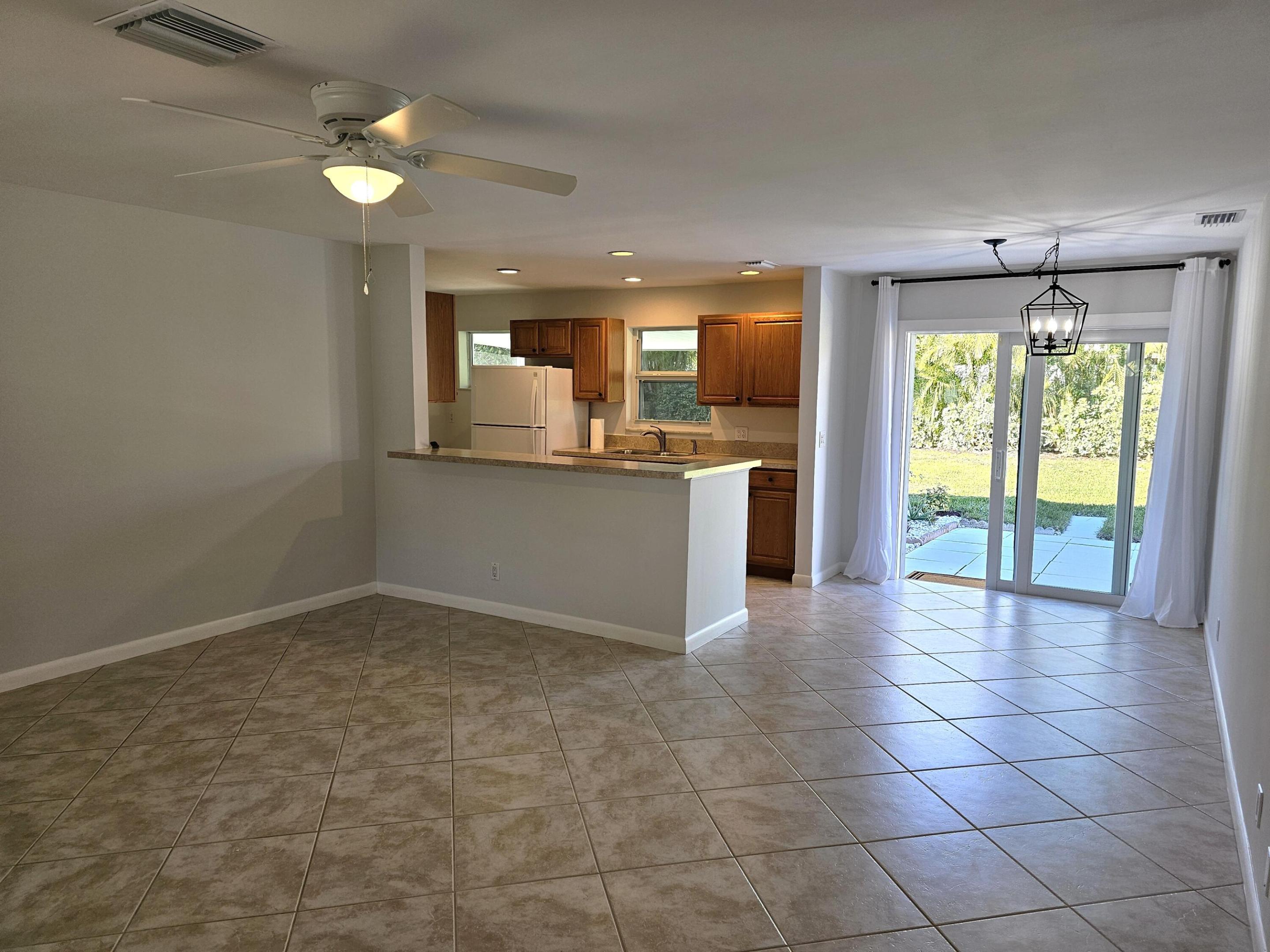 355 Franklin Tequesta, FL 33469
