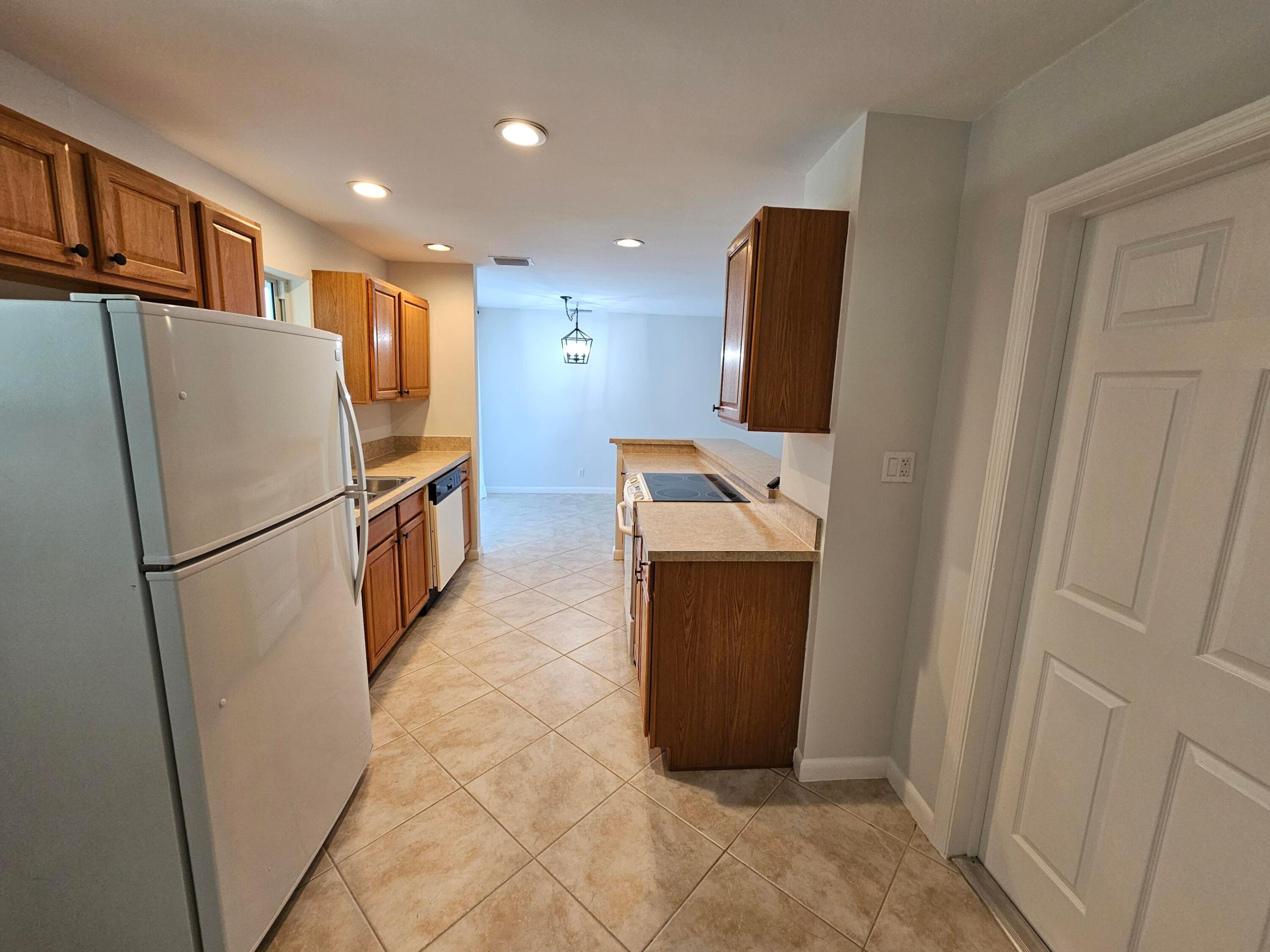 355 Franklin Tequesta, FL 33469