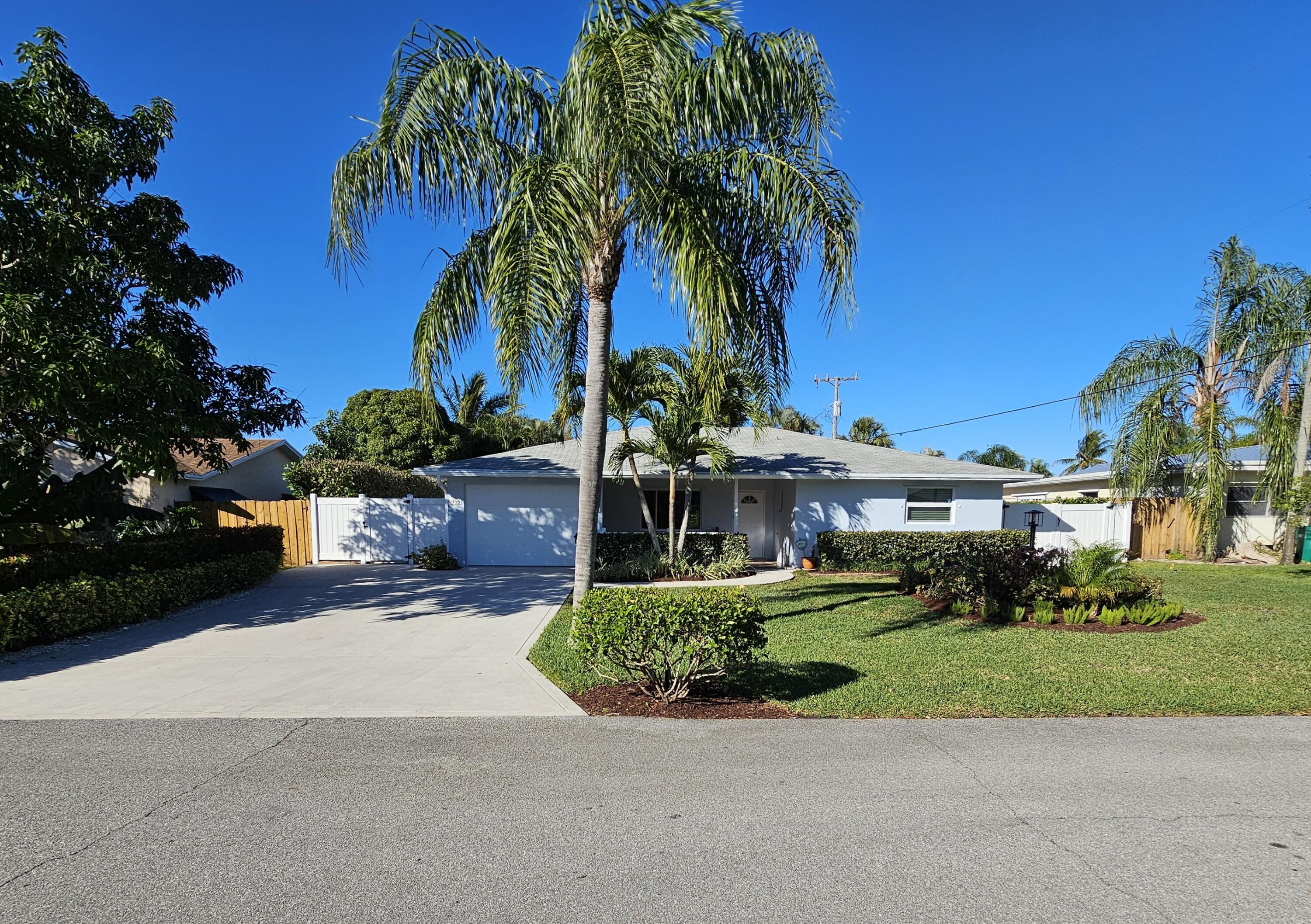 355 Franklin Tequesta, FL 33469