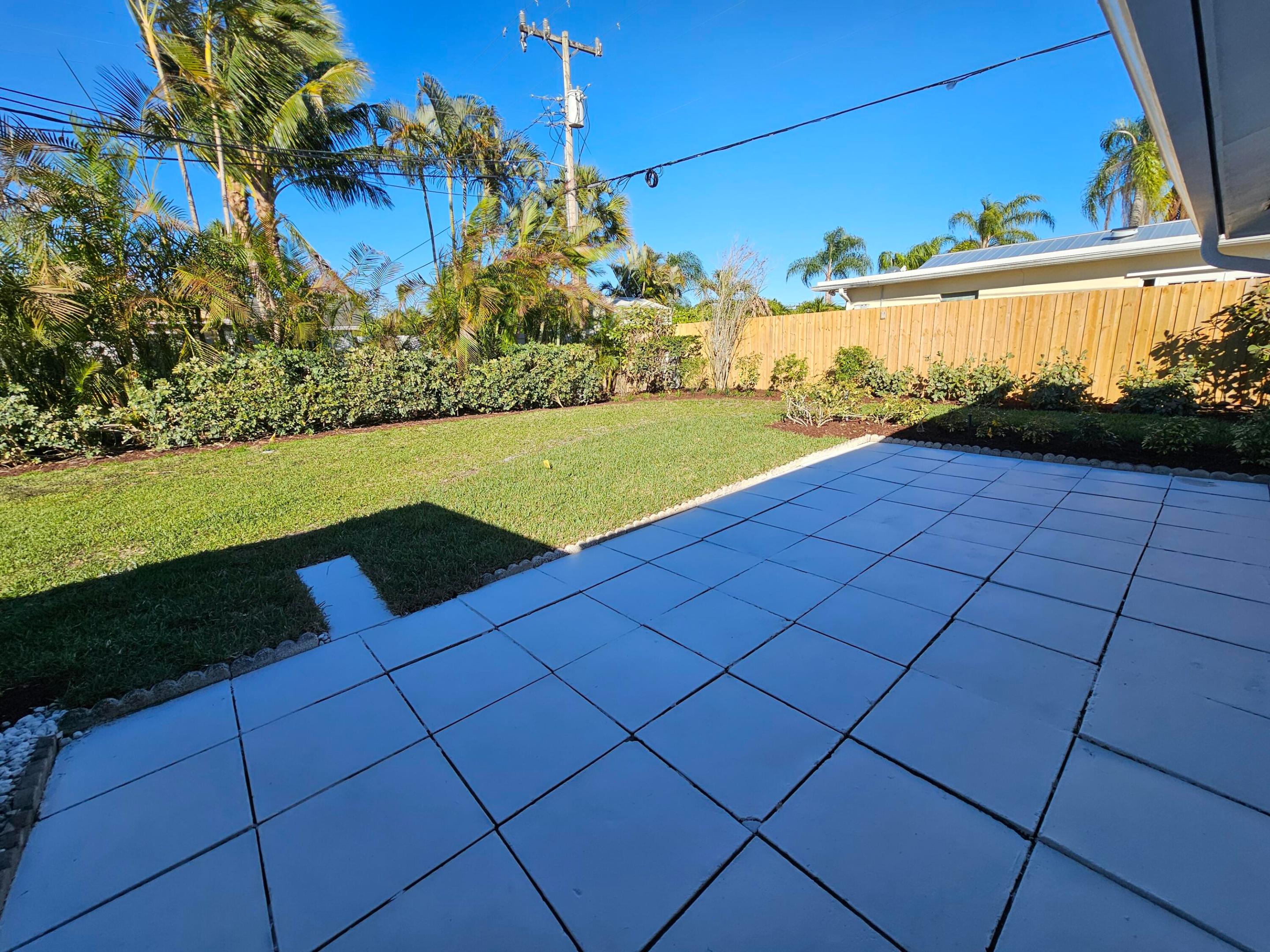 355 Franklin Tequesta, FL 33469