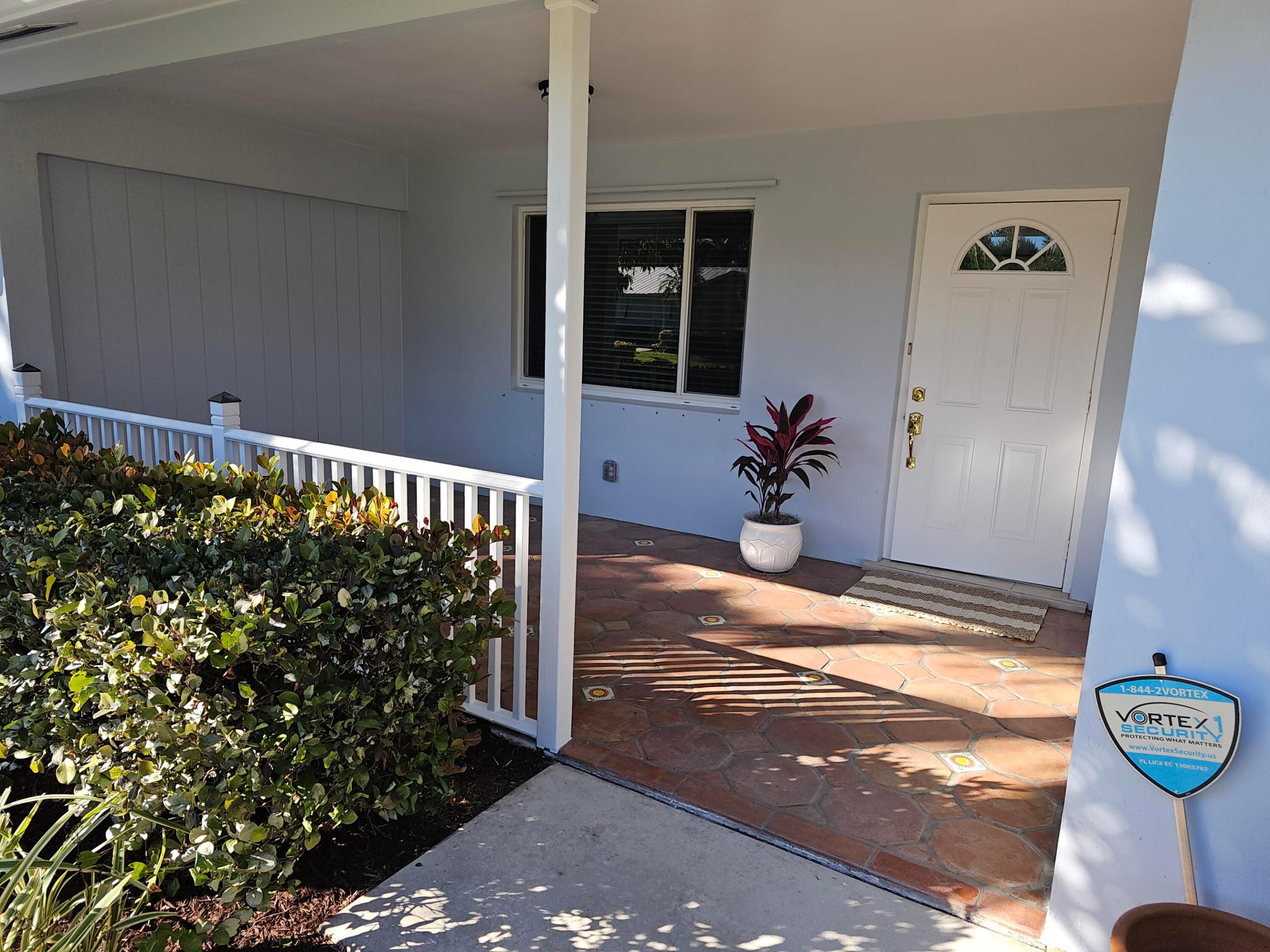 355 Franklin Tequesta, FL 33469