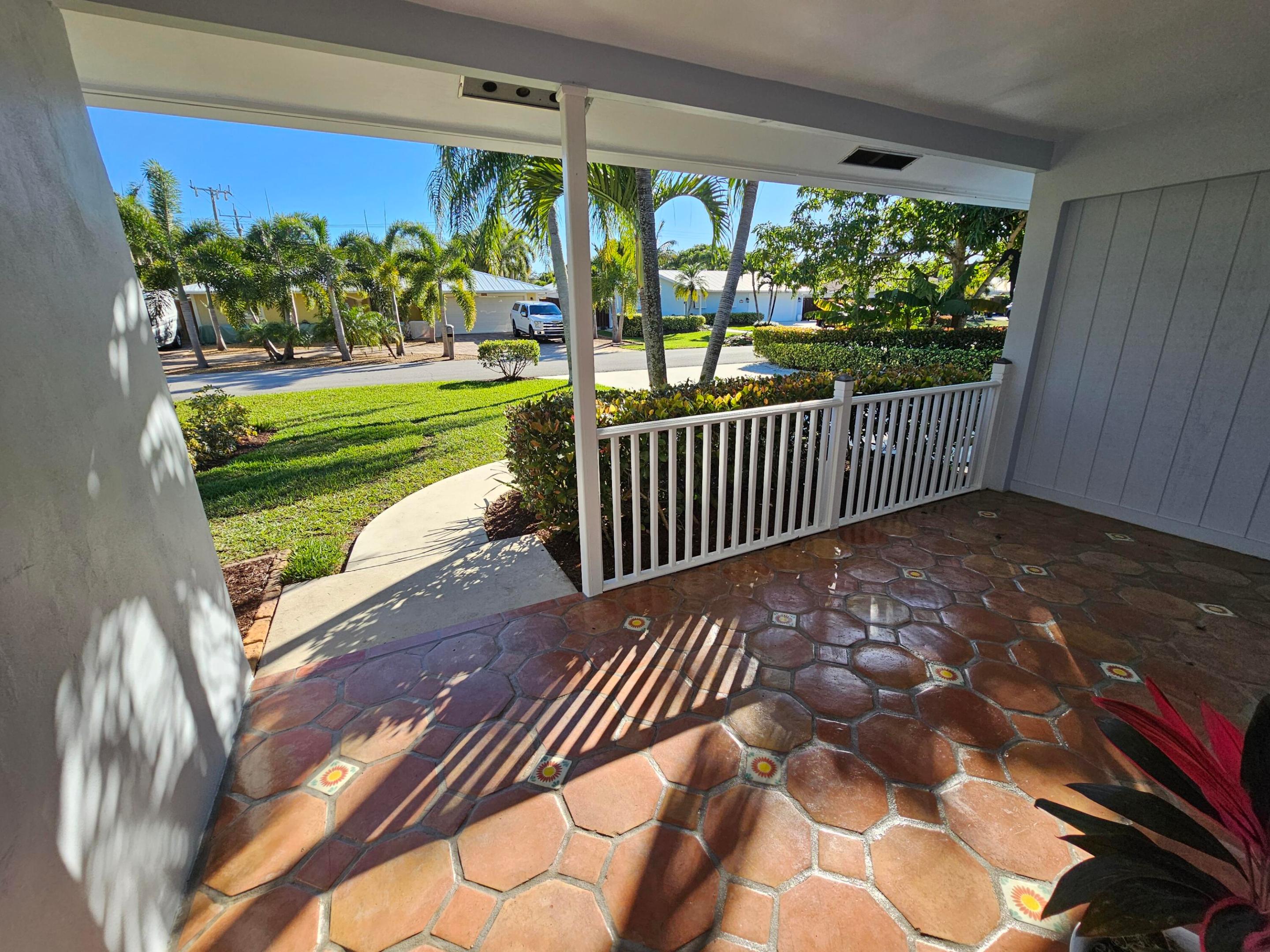 355 Franklin Tequesta, FL 33469
