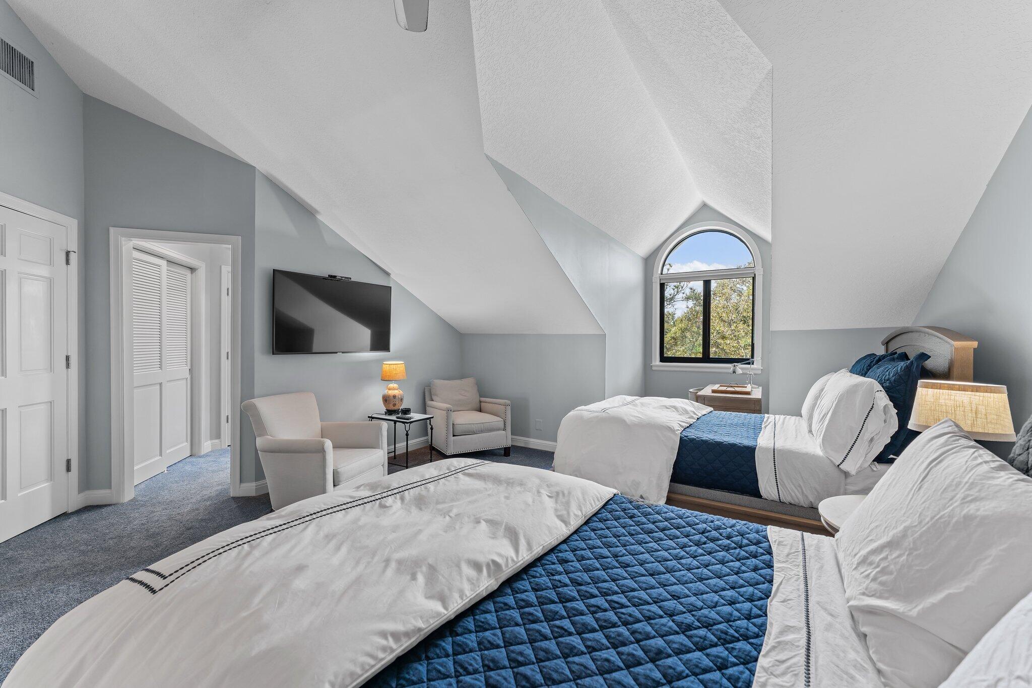 18760 SE Pineneedle Jupiter, FL 33469