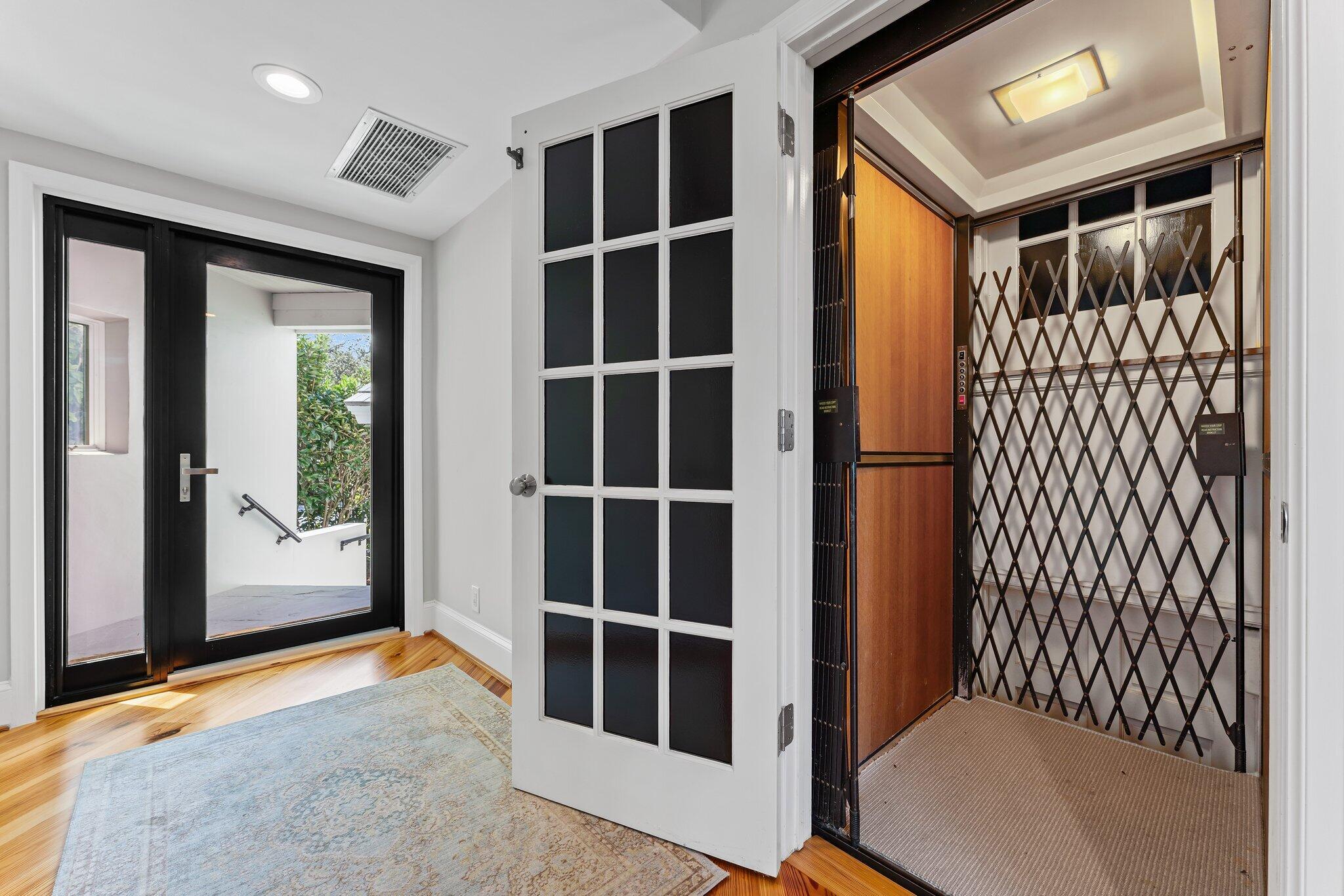 18760 SE Pineneedle Jupiter, FL 33469