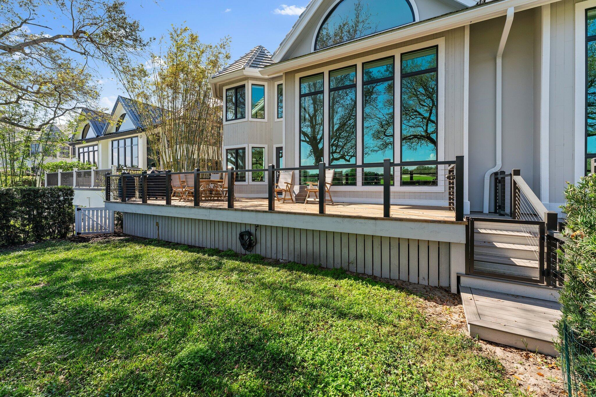 18760 SE Pineneedle Jupiter, FL 33469